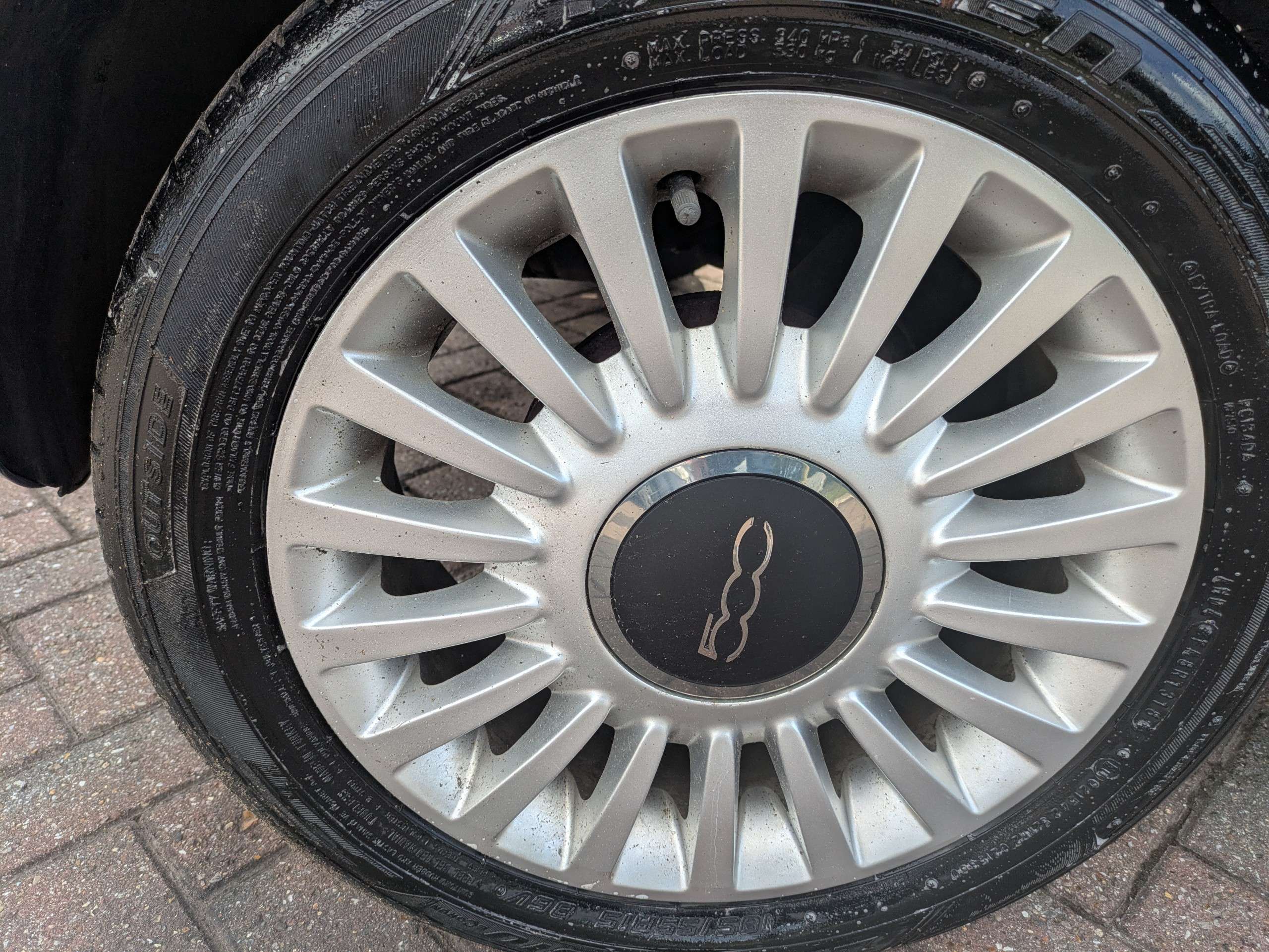 2010 FIAT 500 2010 FIAT 500