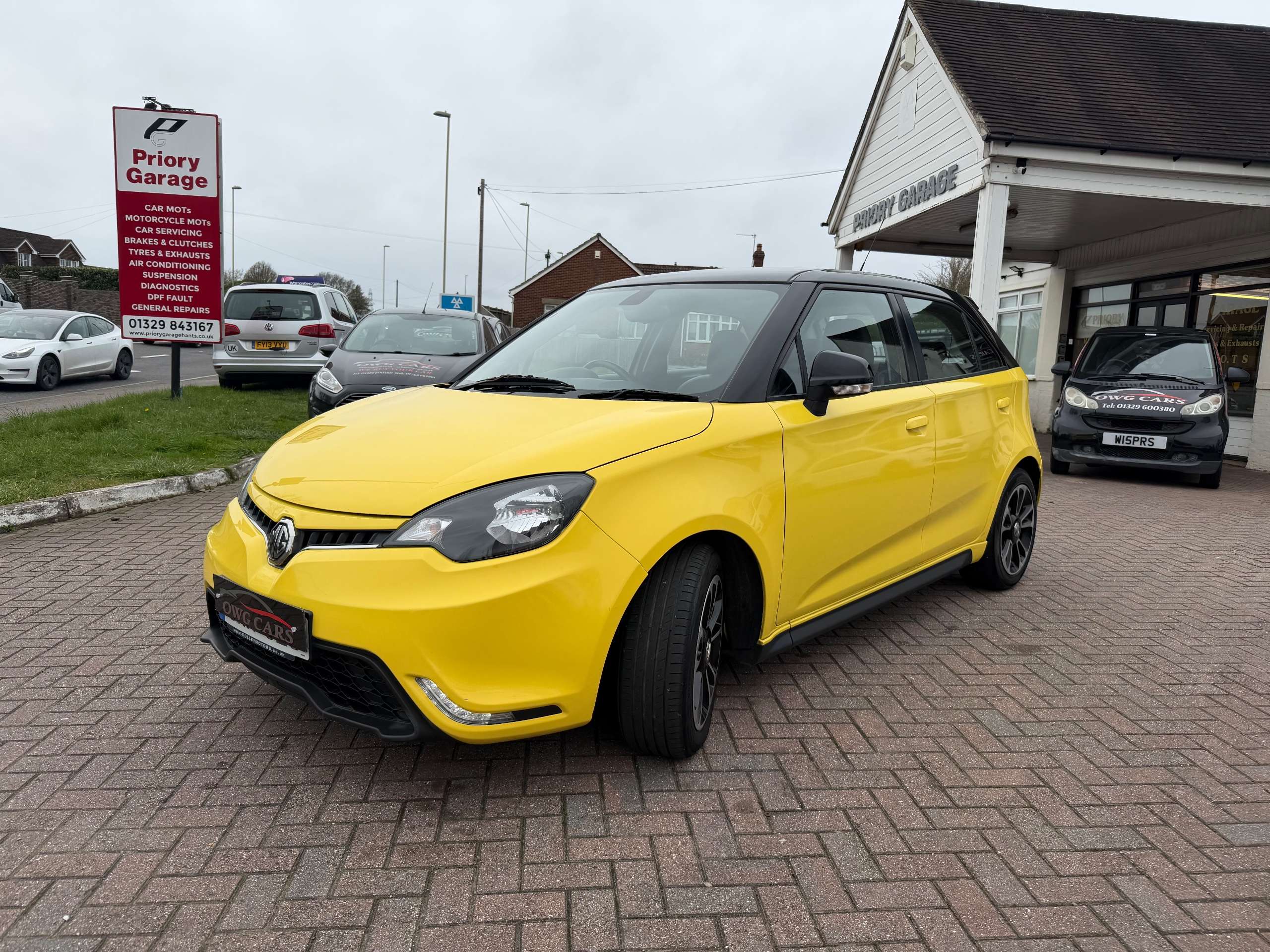 A 2017 MG MG3 1.5 VTi-TECH 3Style Hatchback 5dr Petrol Manual Euro 6 (s/s) (106 ps) A 2017 MG MG3 1.5 VTi-TECH 3Style Hatchback 5dr Petrol Manual Euro 6 (s/s) (106 ps)