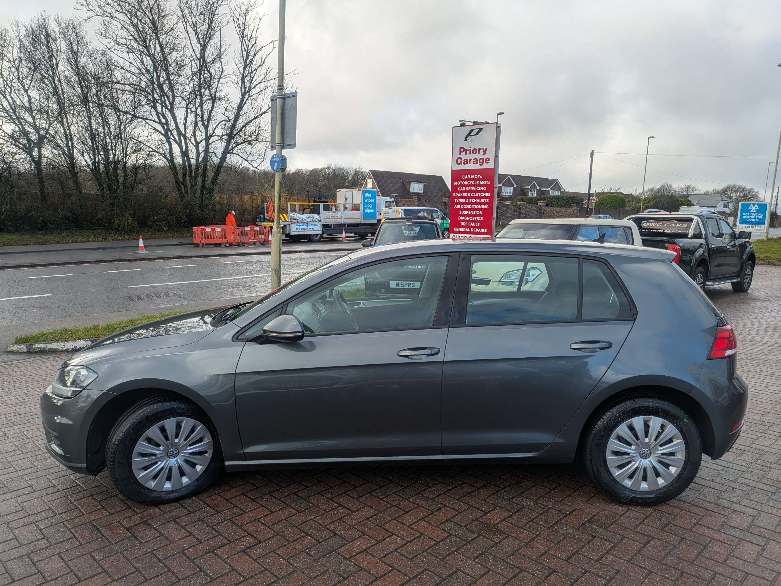 A 2018 VOLKSWAGEN GOLF 1.6 TDI S Hatchback 5dr Diesel Manual Euro 6 (s/s) (115 ps) A 2018 VOLKSWAGEN GOLF 1.6 TDI S Hatchback 5dr Diesel Manual Euro 6 (s/s) (115 ps)