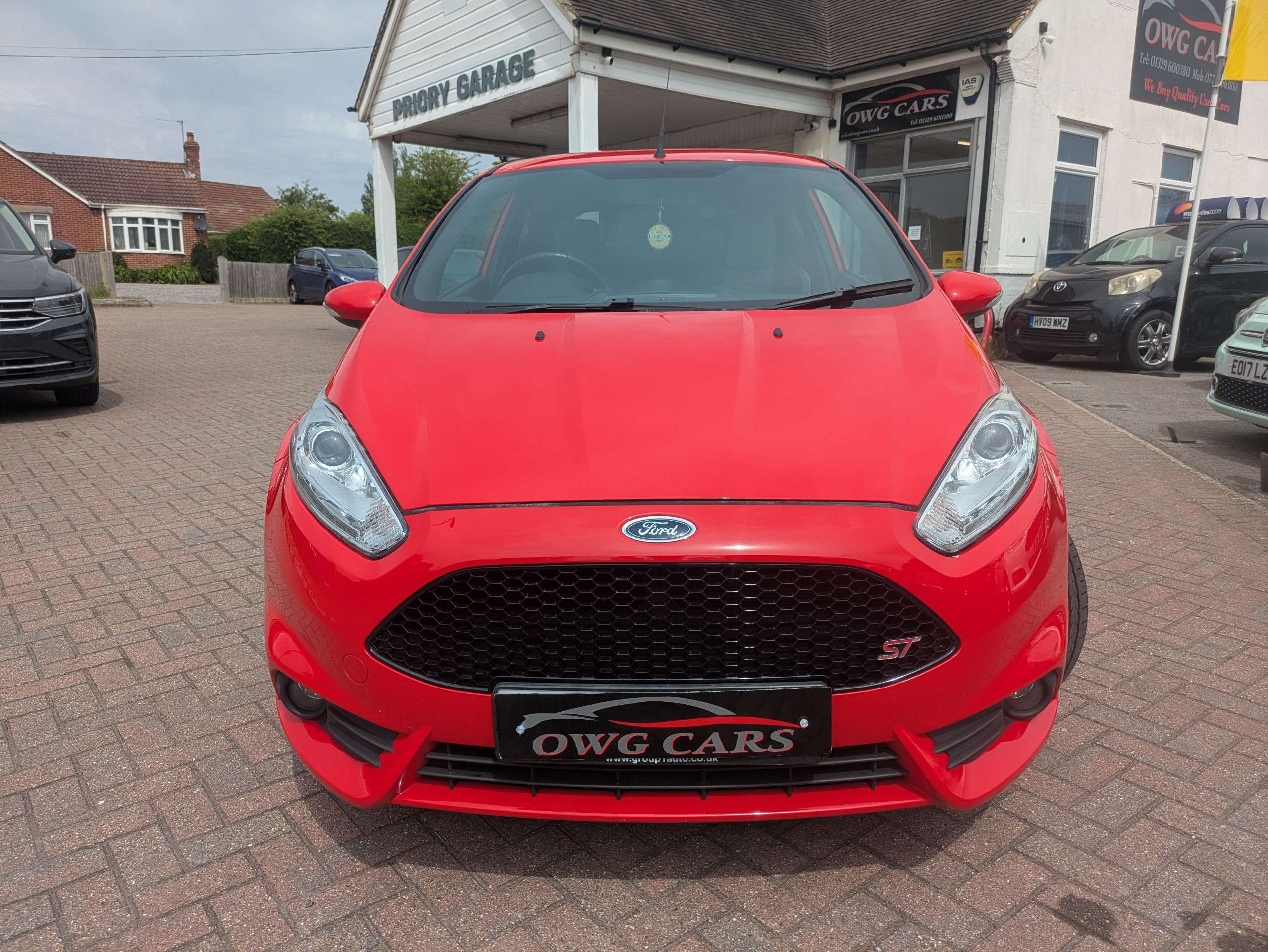 A 2014 FORD FIESTA 1.6T EcoBoost ST-2 Hatchback 3dr Petrol Manual Euro 5 (182 ps) A 2014 FORD FIESTA 1.6T EcoBoost ST-2 Hatchback 3dr Petrol Manual Euro 5 (182 ps)