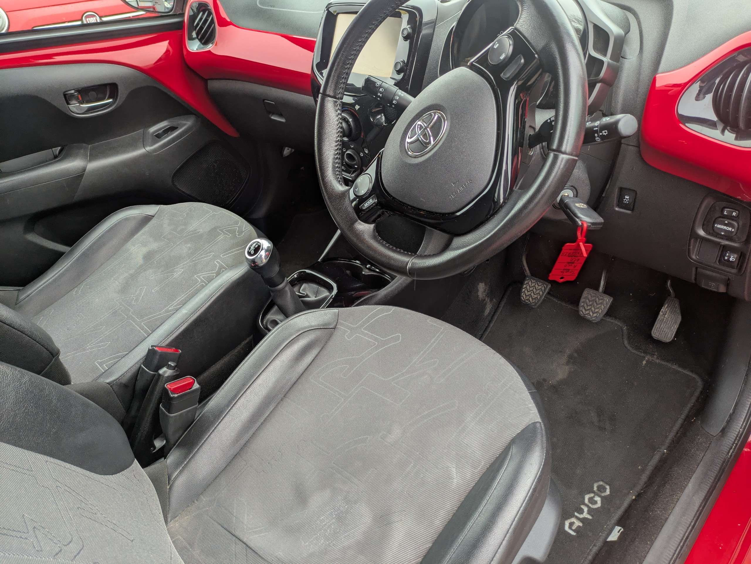 2016 TOYOTA AYGO 2016 TOYOTA AYGO