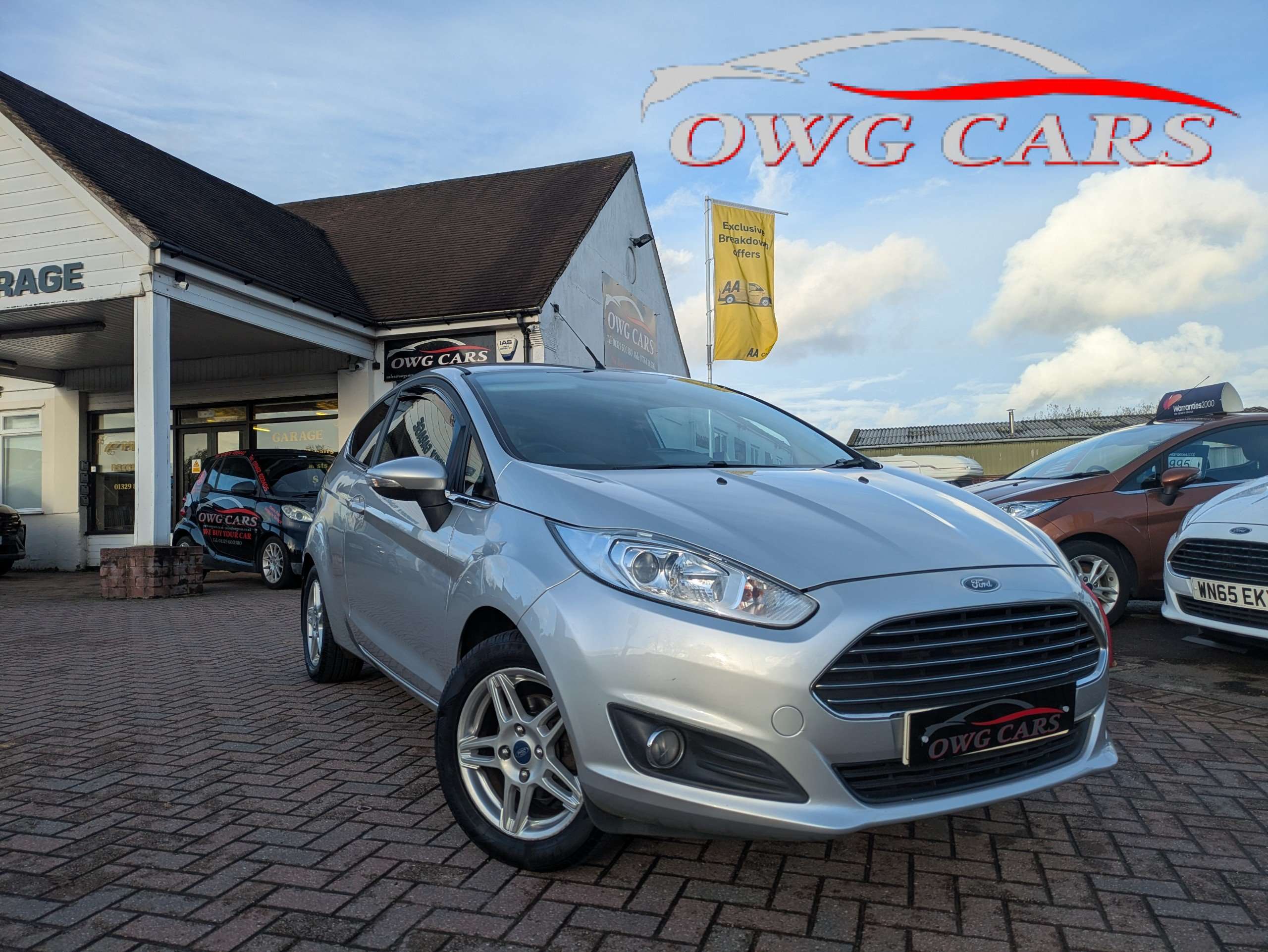 A 2013 FORD FIESTA 1.25 Zetec Hatchback 3dr Petrol Manual Euro 5 (82 ps) A 2013 FORD FIESTA 1.25 Zetec Hatchback 3dr Petrol Manual Euro 5 (82 ps)