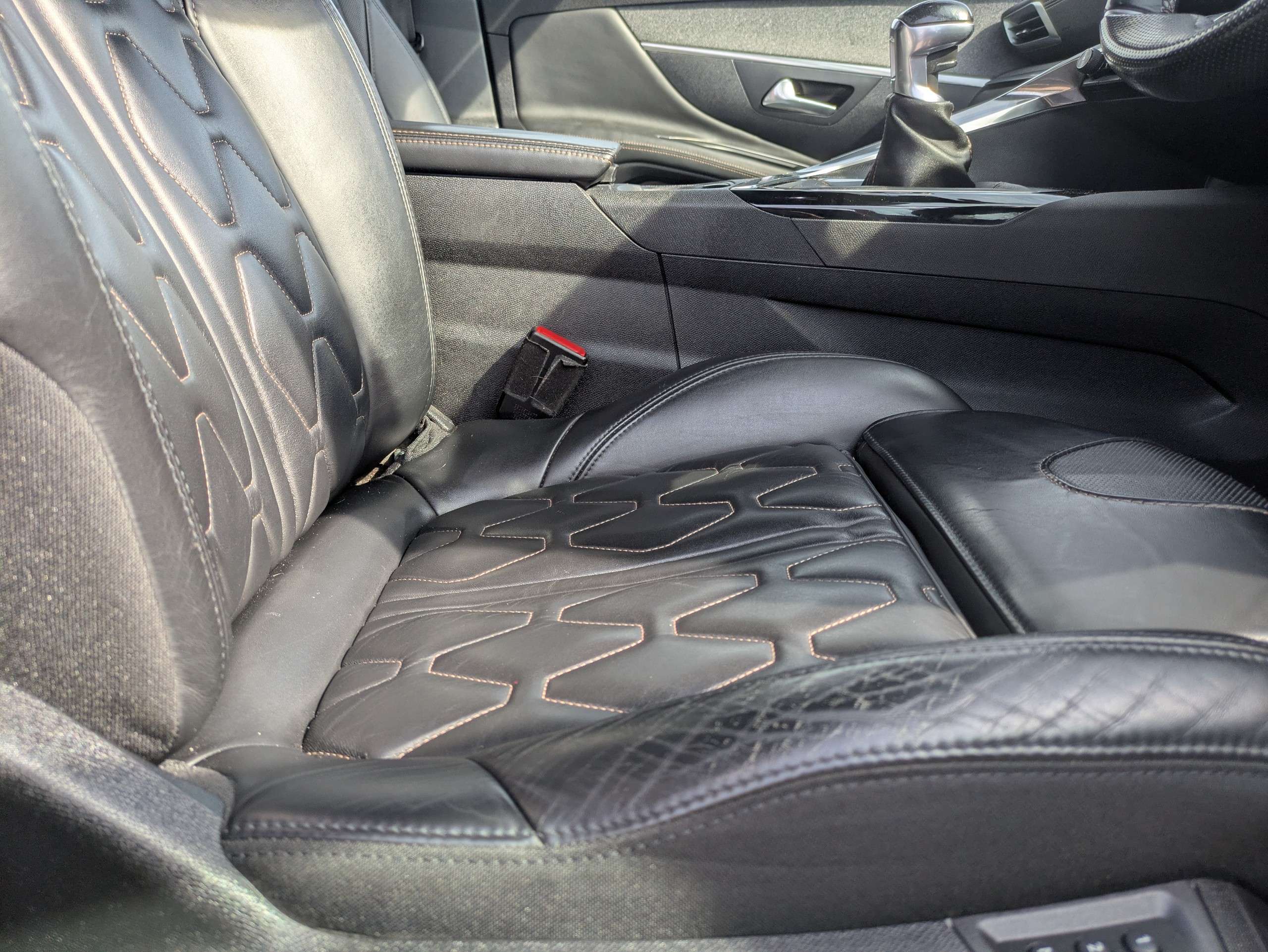 2017 PEUGEOT 3008 2017 PEUGEOT 3008