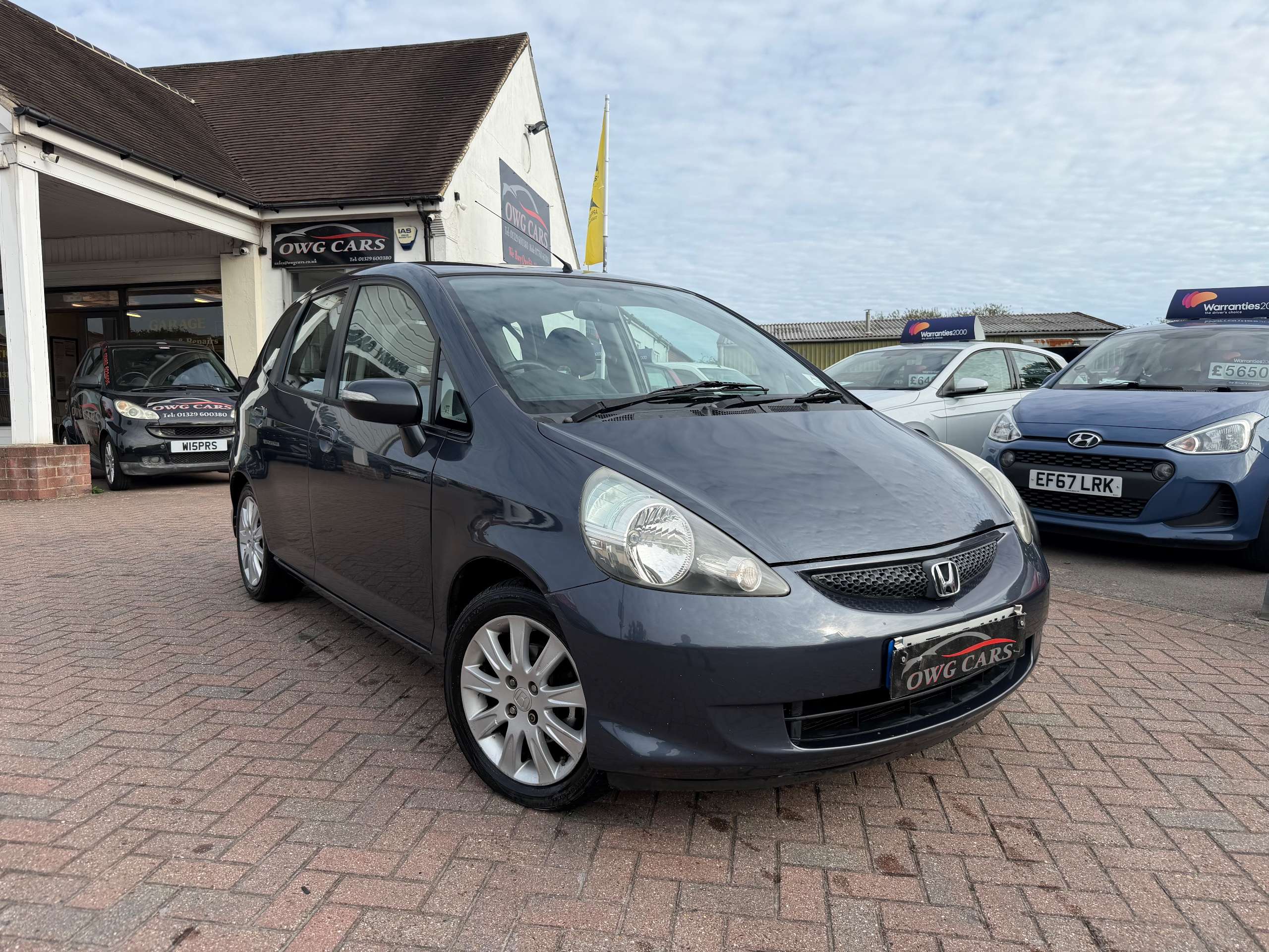 A 2008 HONDA JAZZ 1.4 i-DSI SE Hatchback 5dr Petrol CVT-7 (139 g/km, 82 bhp) A 2008 HONDA JAZZ 1.4 i-DSI SE Hatchback 5dr Petrol CVT-7 (139 g/km, 82 bhp)