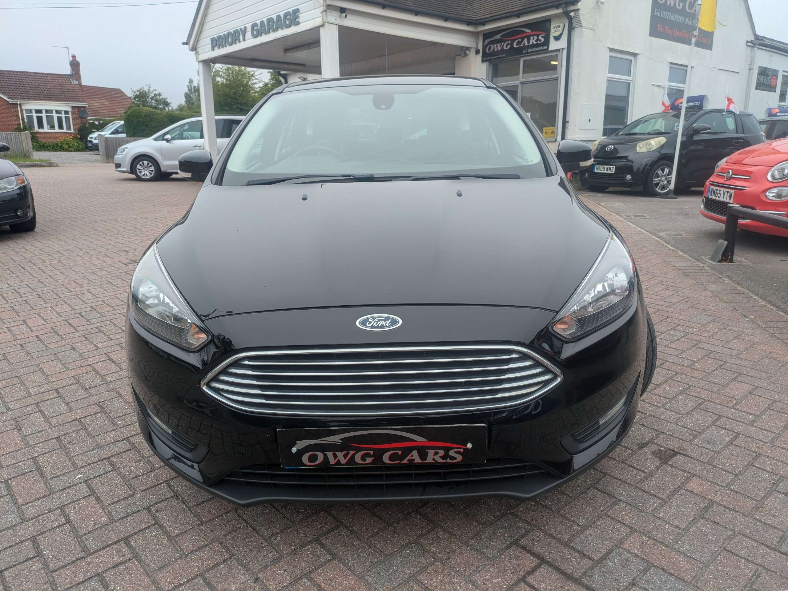 A 2016 FORD FOCUS 1.0T EcoBoost Zetec Hatchback 5dr Petrol Manual Euro 6 (s/s) (125 ps) A 2016 FORD FOCUS 1.0T EcoBoost Zetec Hatchback 5dr Petrol Manual Euro 6 (s/s) (125 ps)