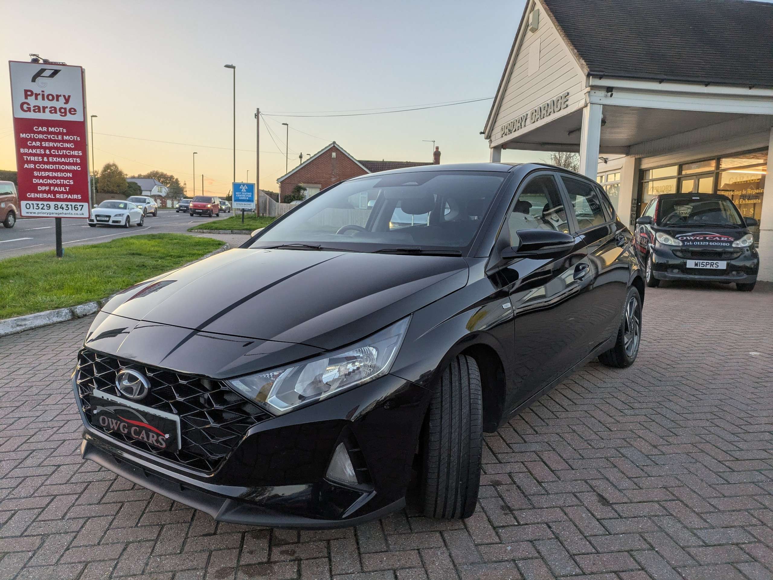 A 2022 HYUNDAI I20 1.0 T-GDi MHEV SE Connect Hatchback 5dr Petrol Hybrid Manual Euro 6 (s/s) (100 ps) A 2022 HYUNDAI I20 1.0 T-GDi MHEV SE Connect Hatchback 5dr Petrol Hybrid Manual Euro 6 (s/s) (100 ps)