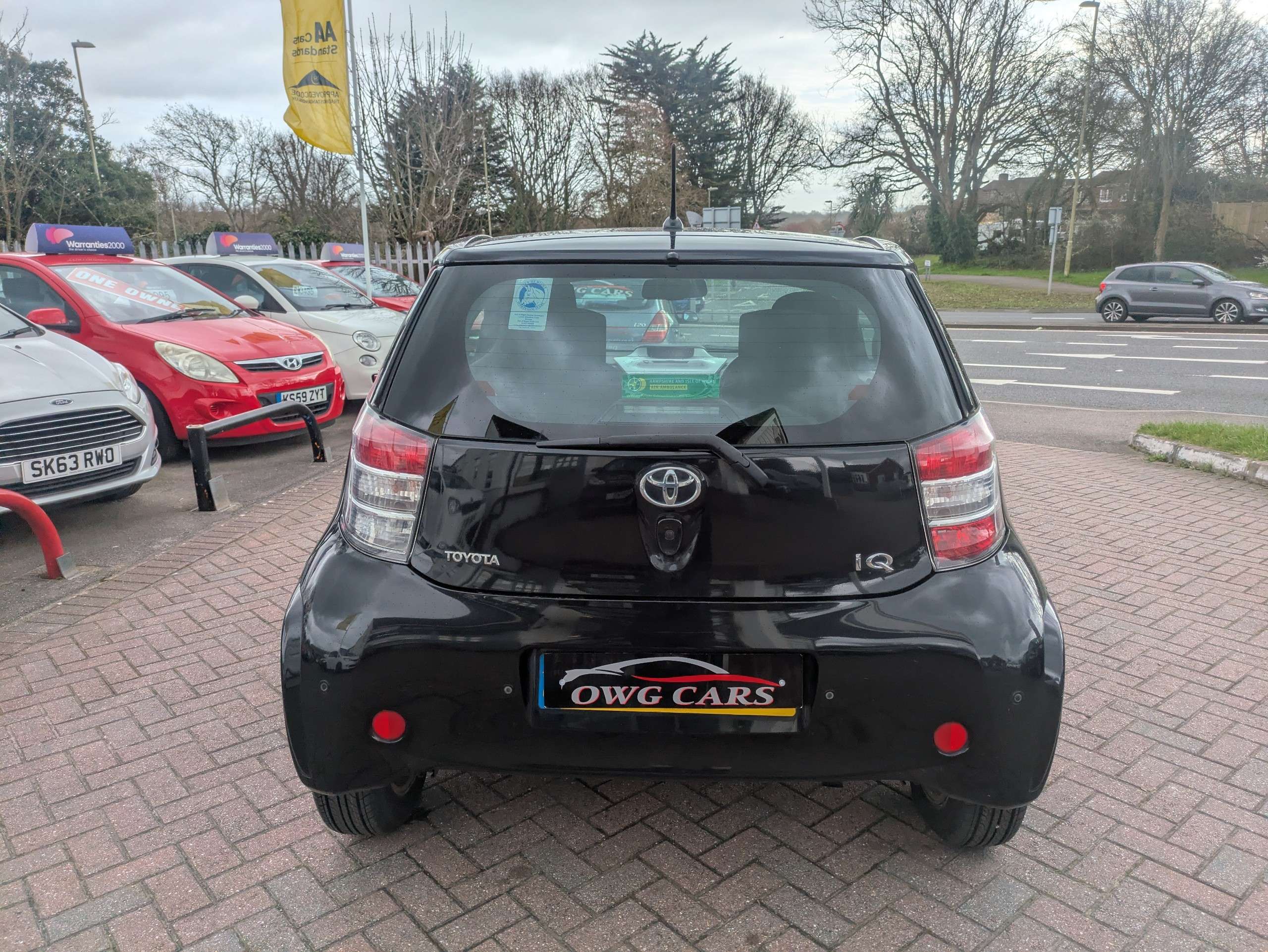 2009 TOYOTA IQ 2009 TOYOTA IQ
