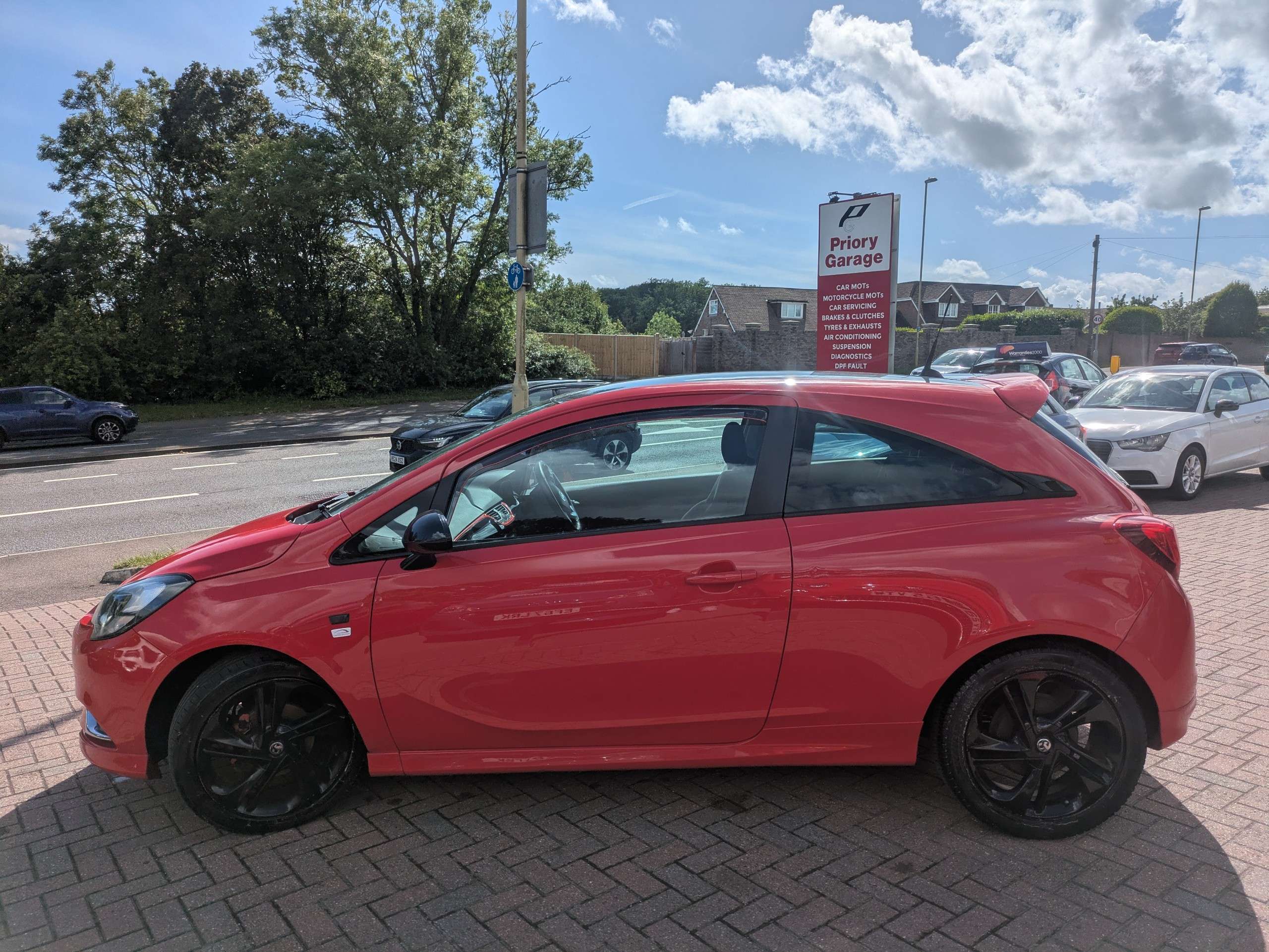 A 2015 VAUXHALL CORSA 1.4i ecoTEC Limited Edition Hatchback 3dr Petrol Manual Euro 6 (90 ps) A 2015 VAUXHALL CORSA 1.4i ecoTEC Limited Edition Hatchback 3dr Petrol Manual Euro 6 (90 ps)