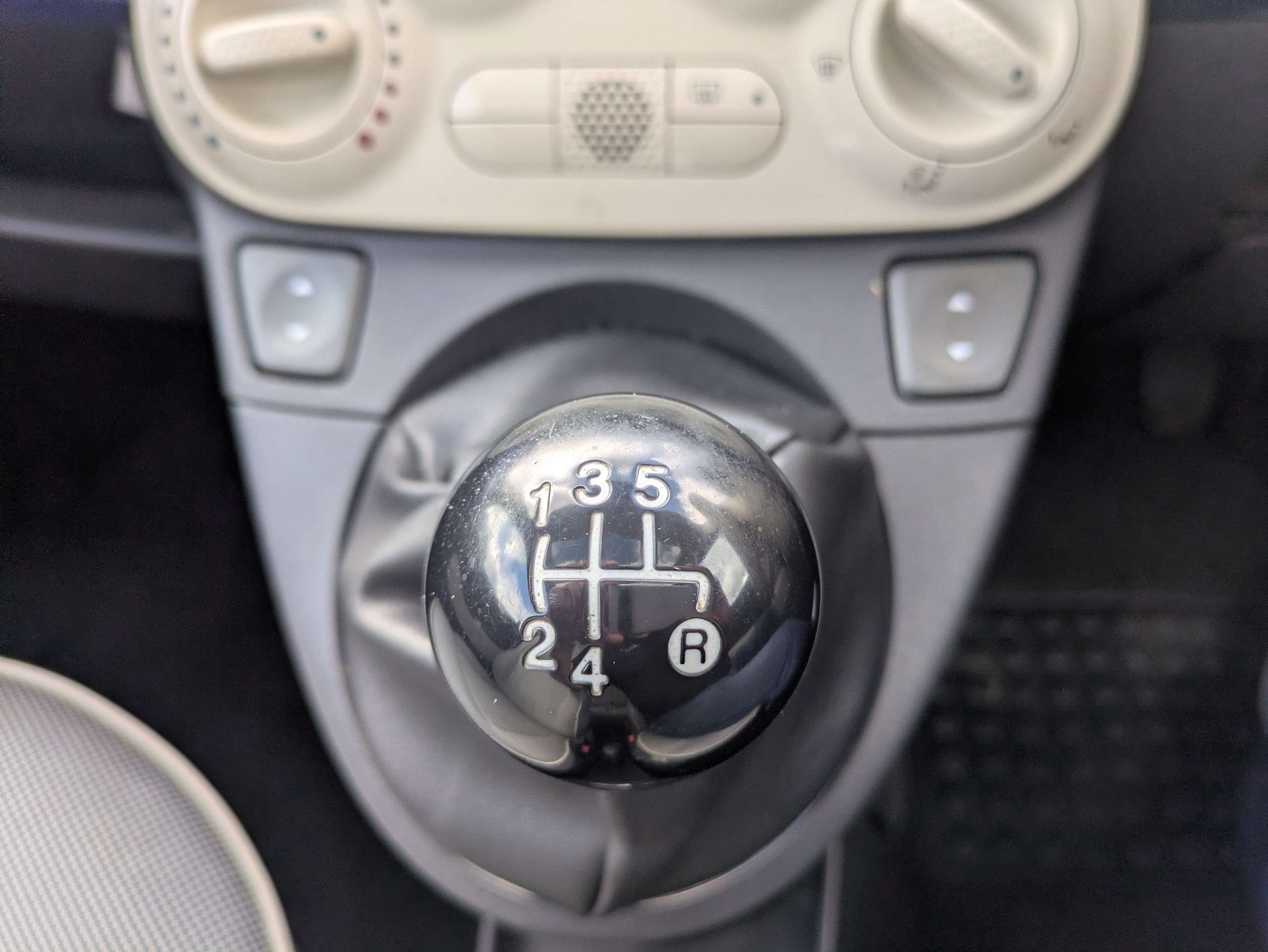 2010 FIAT 500 2010 FIAT 500