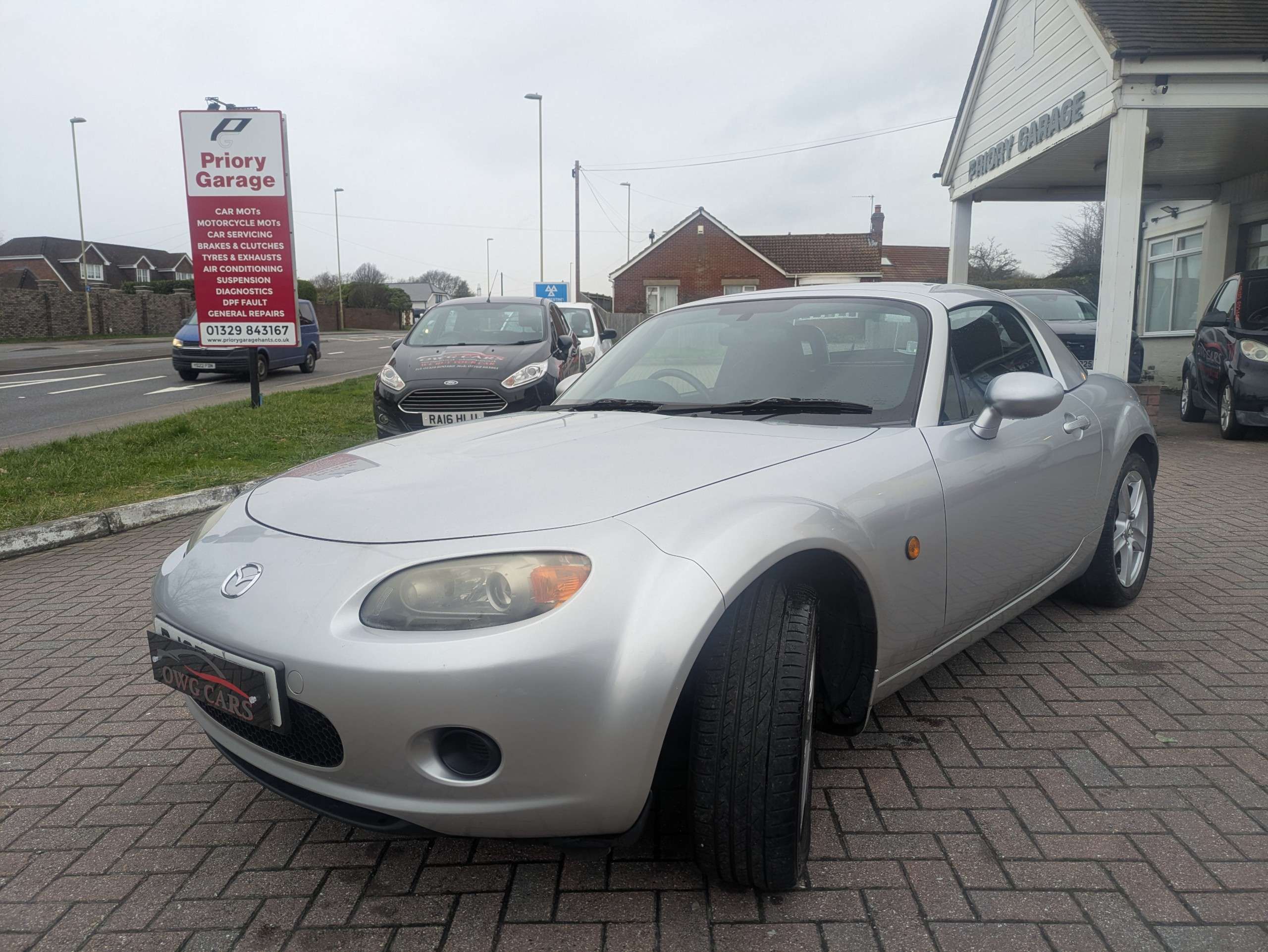A 2007 MAZDA MX-5 1.8i Convertible 2dr Petrol Manual Euro 4 (126 ps) A 2007 MAZDA MX-5 1.8i Convertible 2dr Petrol Manual Euro 4 (126 ps)