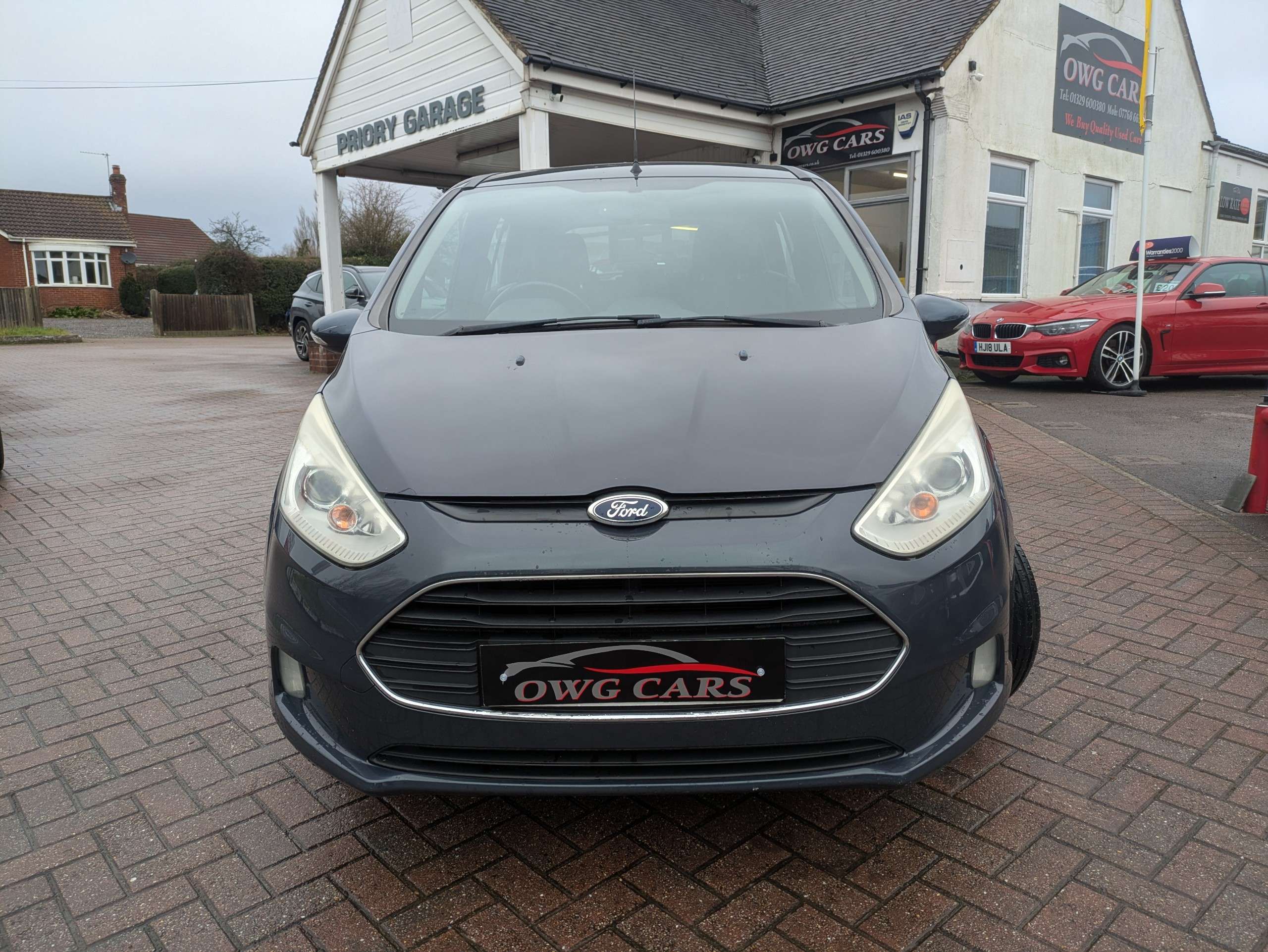 A 2013 FORD B-MAX 1.6 Zetec MPV 5dr Petrol Powershift Euro 5 (105 ps) A 2013 FORD B-MAX 1.6 Zetec MPV 5dr Petrol Powershift Euro 5 (105 ps)