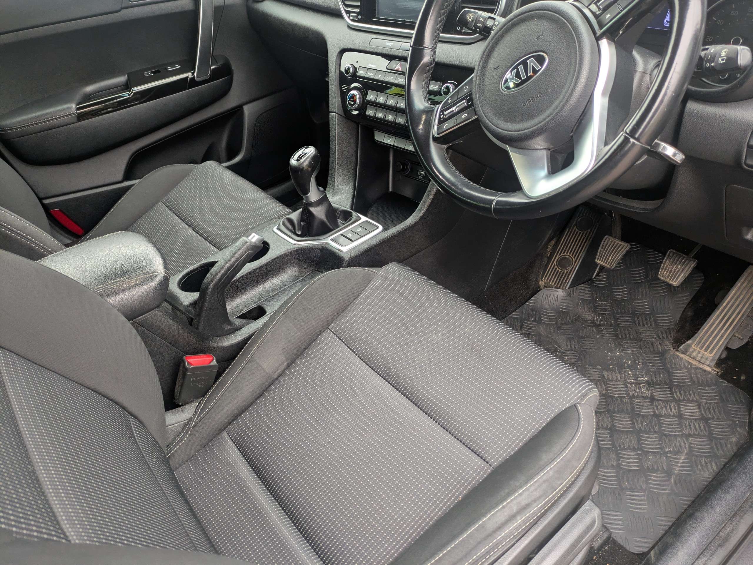 2019 KIA SPORTAGE 2019 KIA SPORTAGE