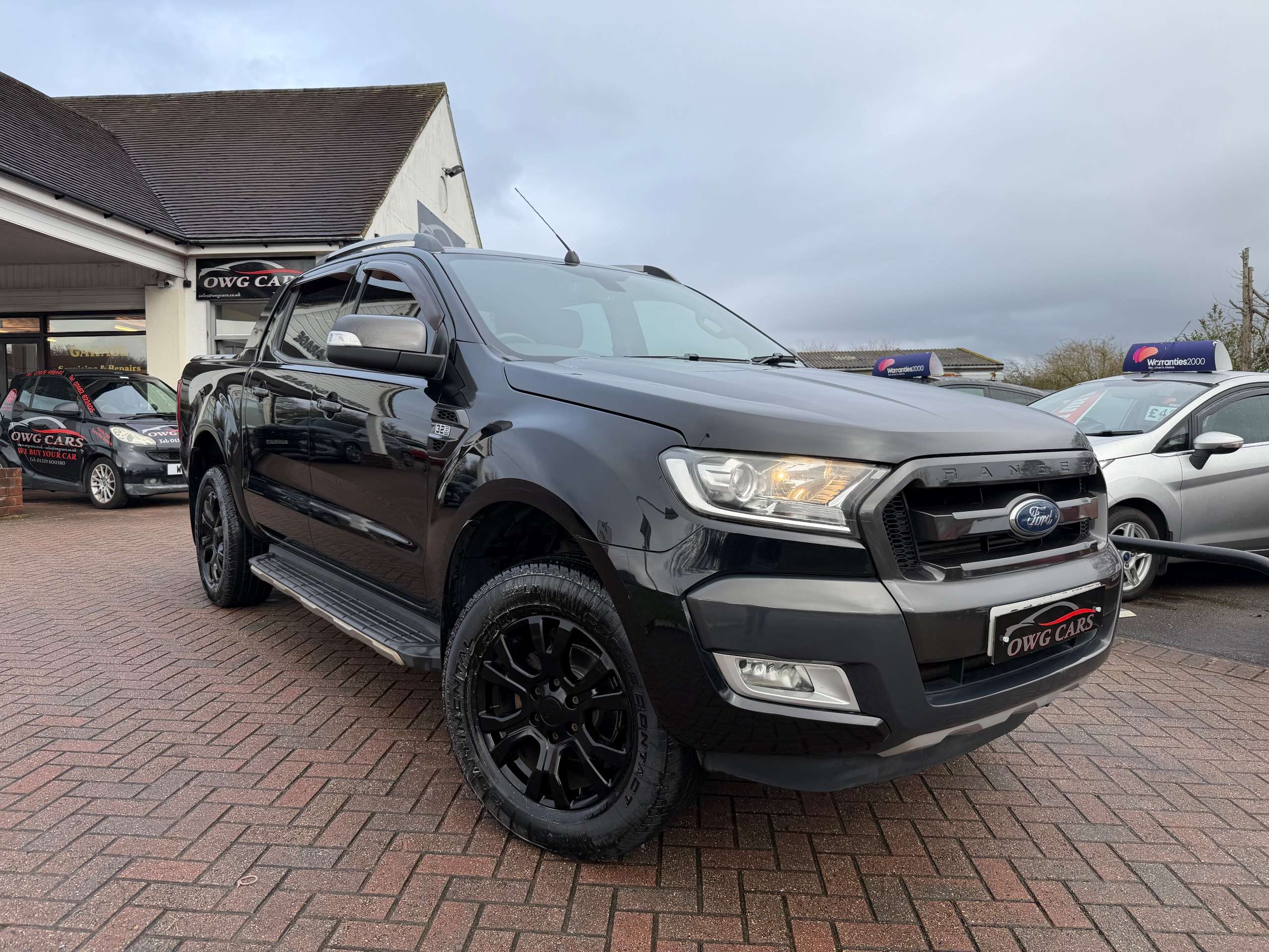 A 2017 FORD RANGER 3.2 TDCi Wildtrak Pickup Double Cab 4dr Diesel Auto 4WD Euro 5 (200 ps) A 2017 FORD RANGER 3.2 TDCi Wildtrak Pickup Double Cab 4dr Diesel Auto 4WD Euro 5 (200 ps)
