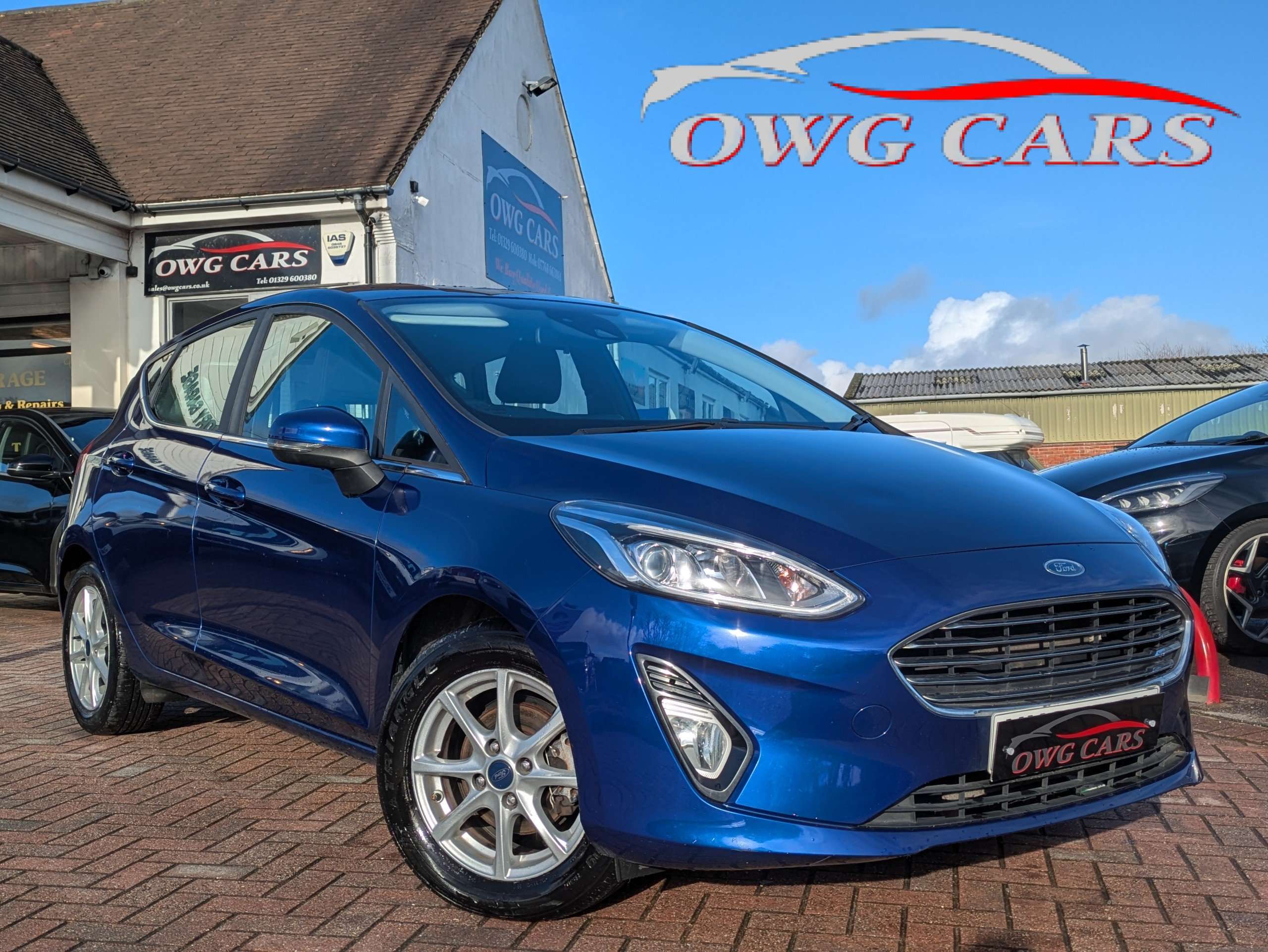 A 2017 FORD FIESTA 1.1 Ti-VCT Zetec Hatchback 5dr Petrol Manual Euro 6 (s/s) (85 ps) A 2017 FORD FIESTA 1.1 Ti-VCT Zetec Hatchback 5dr Petrol Manual Euro 6 (s/s) (85 ps)
