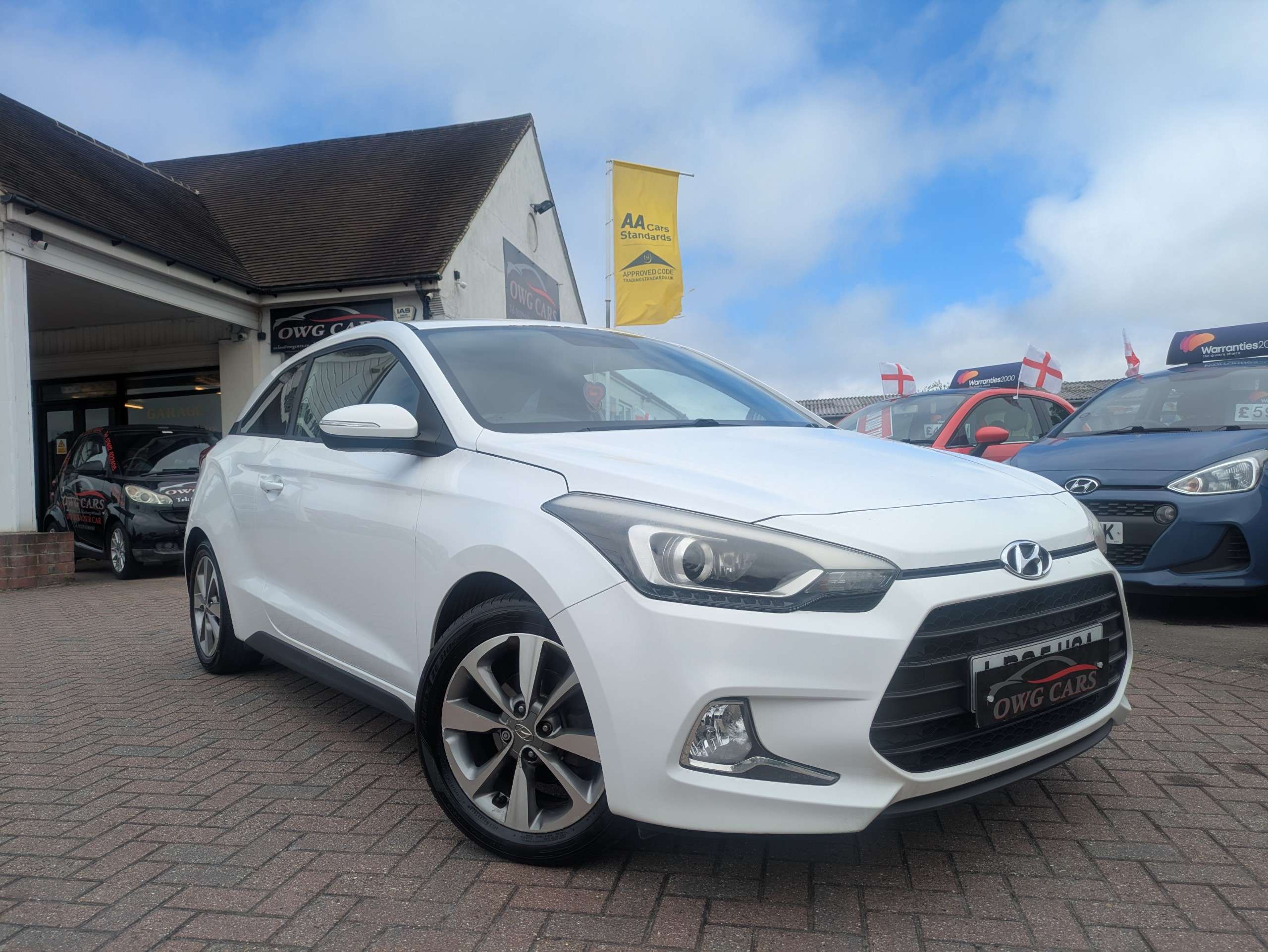A 2015 HYUNDAI I20 1.2 SE Coupe 3dr Petrol Manual Euro 6 (84 ps) A 2015 HYUNDAI I20 1.2 SE Coupe 3dr Petrol Manual Euro 6 (84 ps)