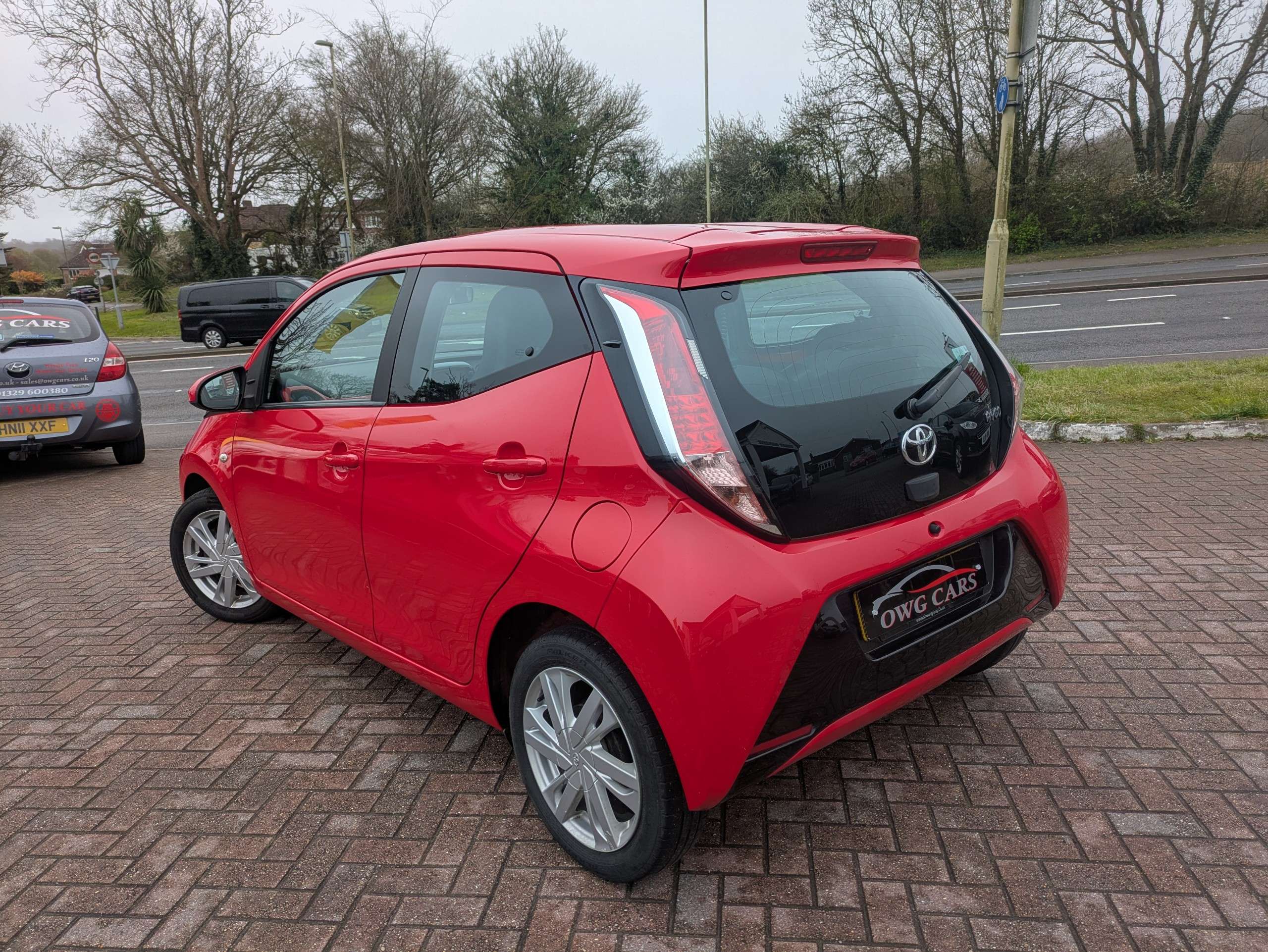 2016 TOYOTA AYGO 2016 TOYOTA AYGO