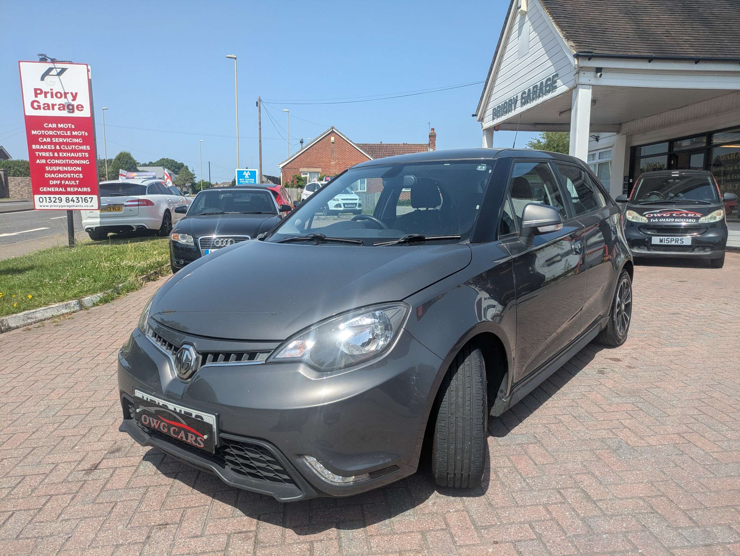 A 2016 MG MG3 1.5 VTi-TECH 3Style Hatchback 5dr Petrol Manual Euro 6 (s/s) (106 ps) A 2016 MG MG3 1.5 VTi-TECH 3Style Hatchback 5dr Petrol Manual Euro 6 (s/s) (106 ps)