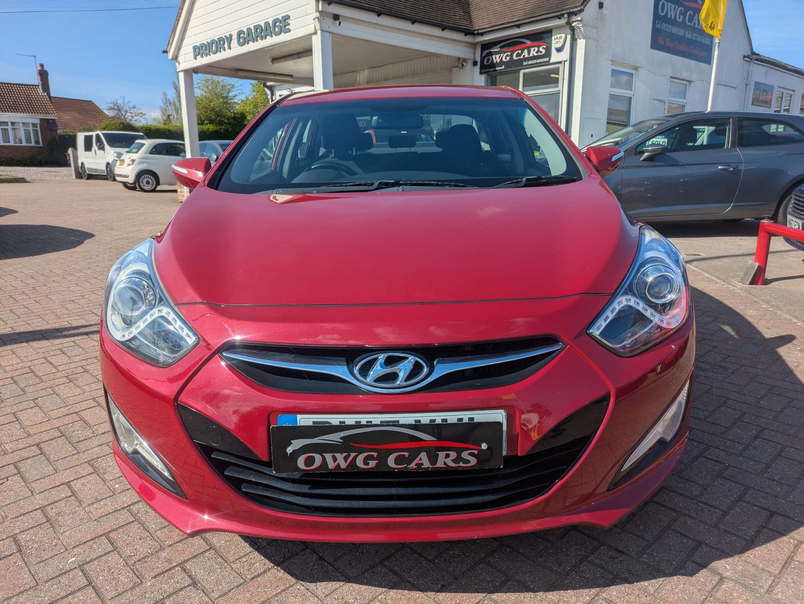 A 2015 HYUNDAI I40 1.7 CRDi Blue Drive Active Saloon 4dr Diesel Manual Euro 5 (s/s) (115 ps) A 2015 HYUNDAI I40 1.7 CRDi Blue Drive Active Saloon 4dr Diesel Manual Euro 5 (s/s) (115 ps)