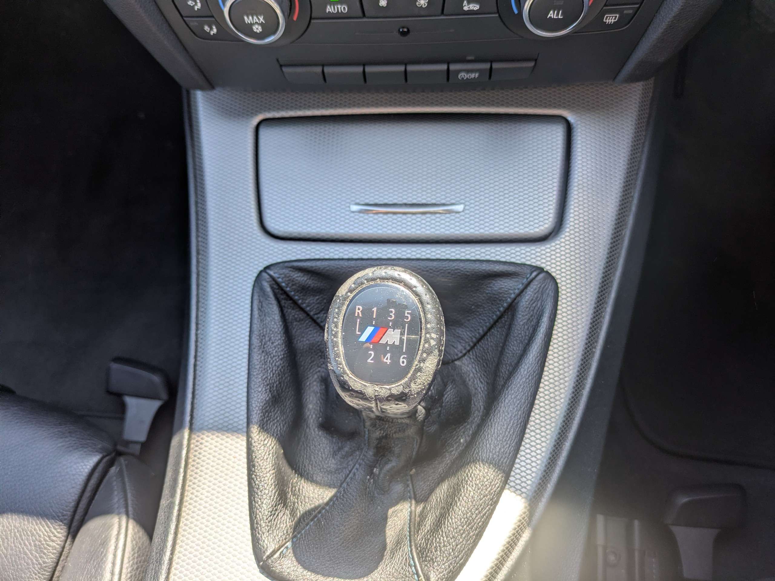 2011 BMW 3 SERIES 2011 BMW 3 SERIES