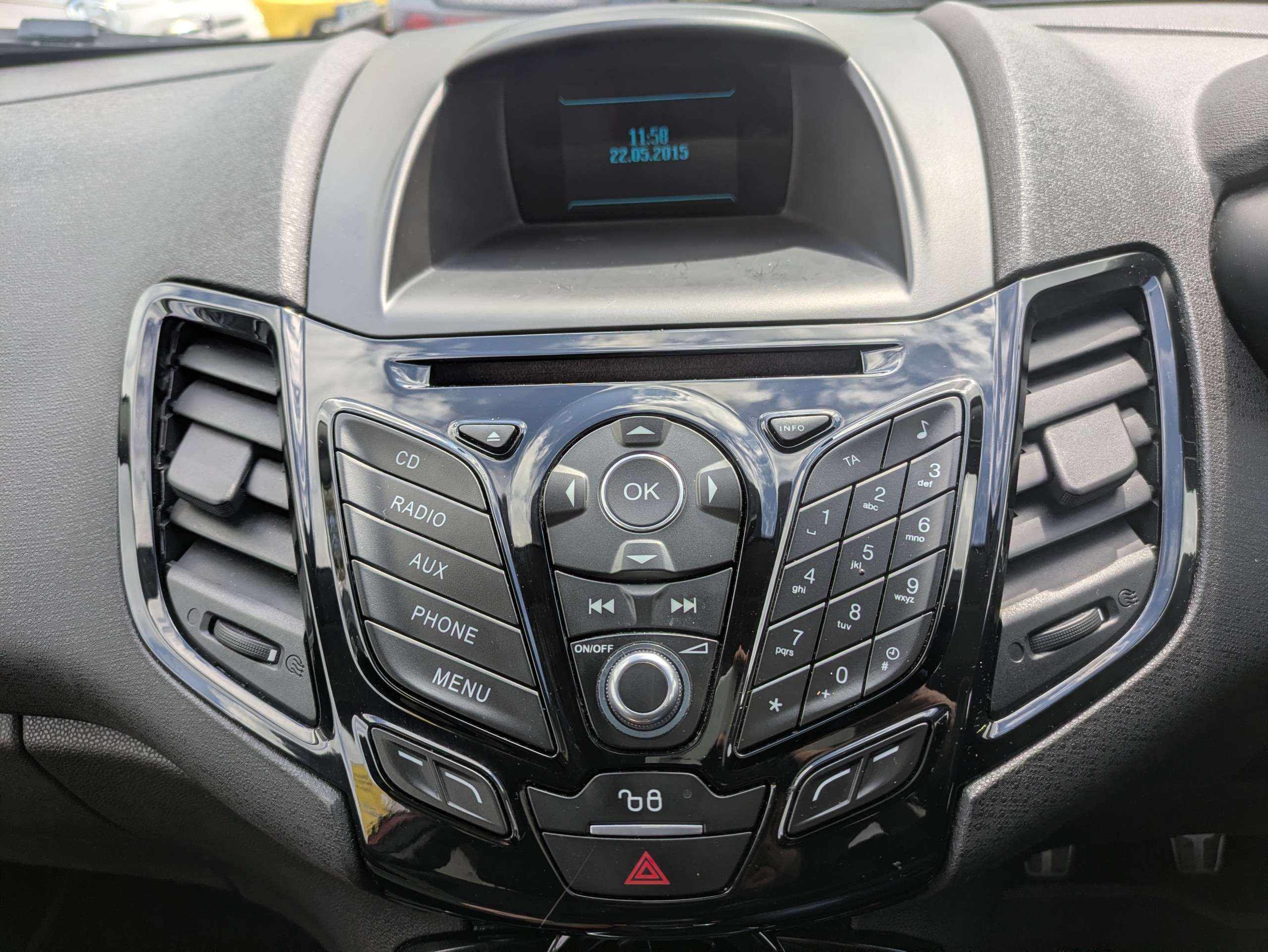 2015 FORD FIESTA 2015 FORD FIESTA