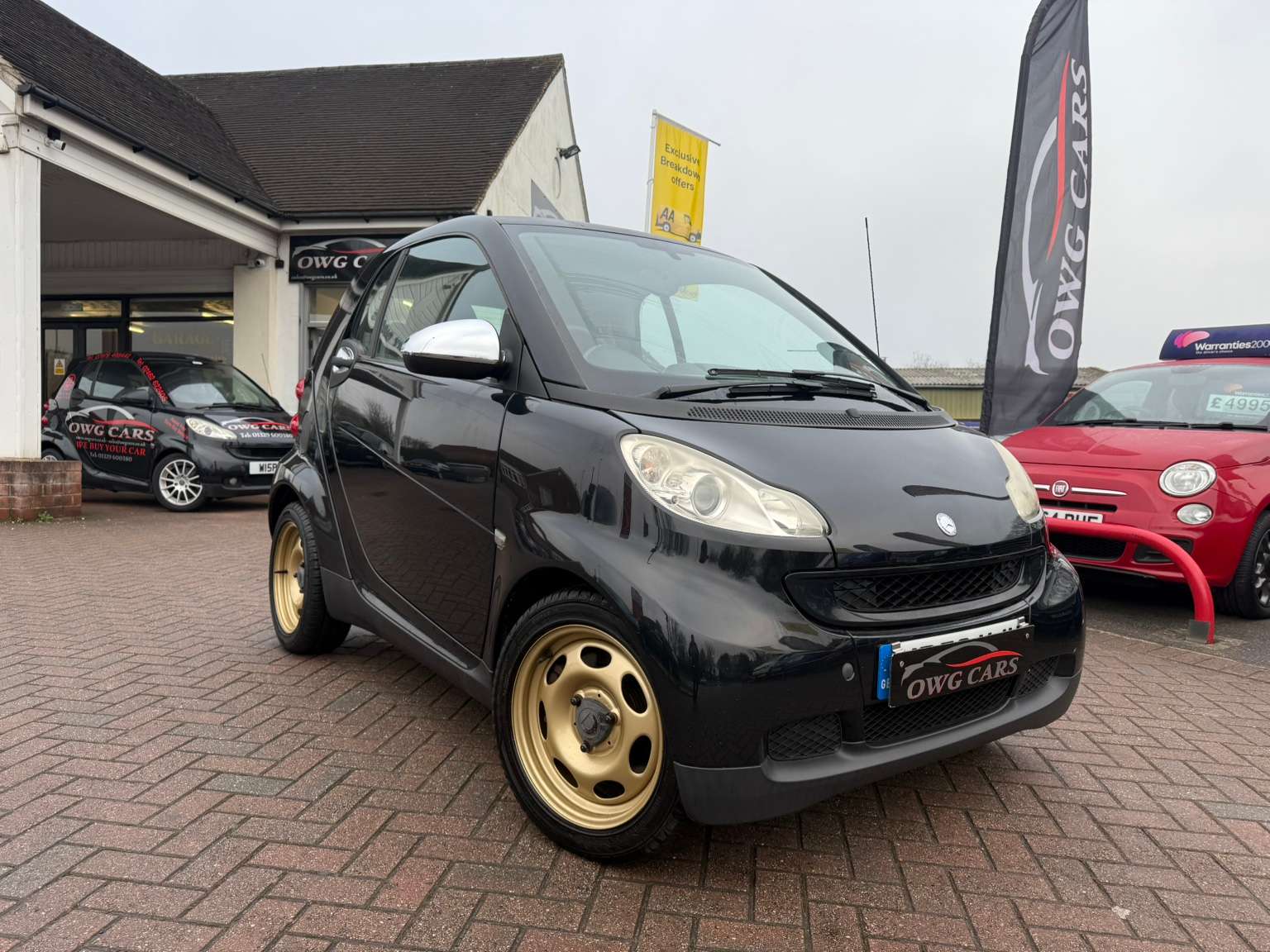 A 2008 SMART FORTWO 1.0 Pure Coupe 2dr Petrol Auto Euro 4 (61 bhp) A 2008 SMART FORTWO 1.0 Pure Coupe 2dr Petrol Auto Euro 4 (61 bhp)