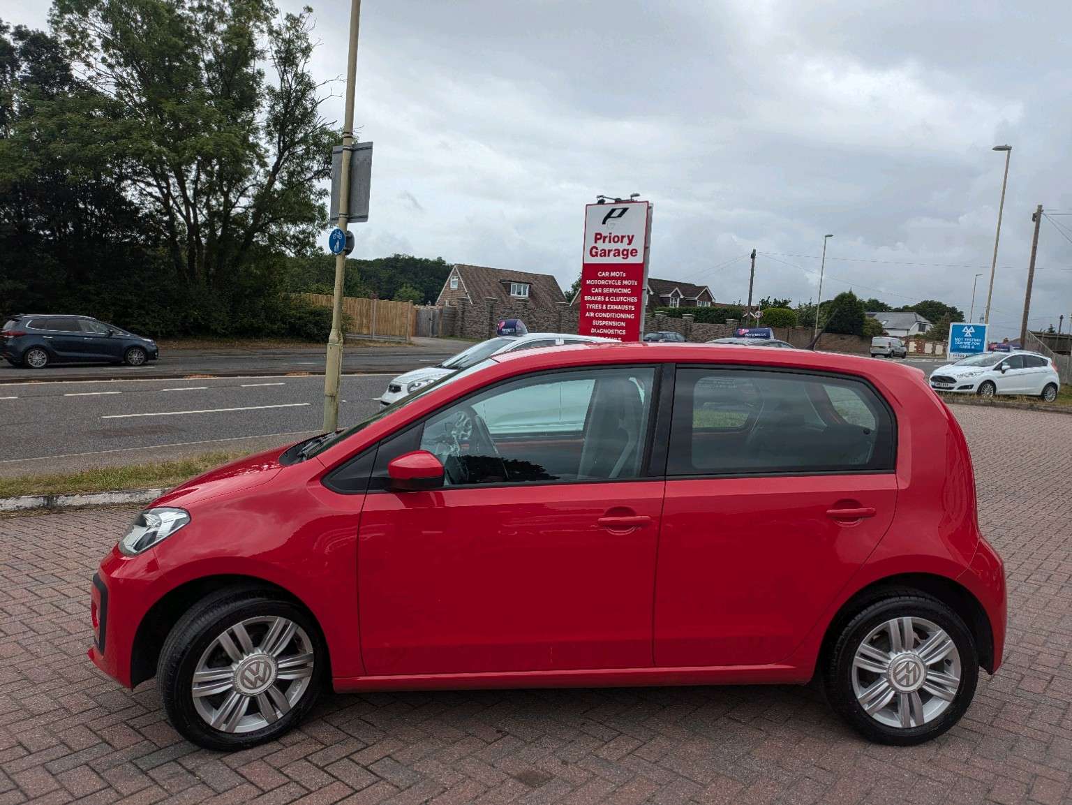 2017 VOLKSWAGEN UP! 2017 VOLKSWAGEN UP!