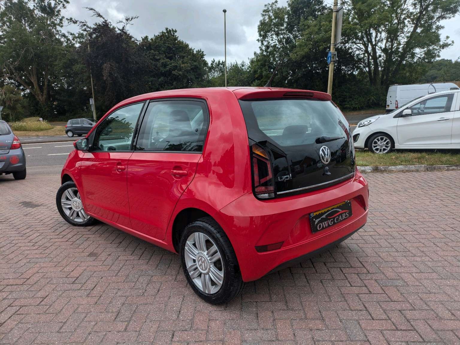 2017 VOLKSWAGEN UP! 2017 VOLKSWAGEN UP!