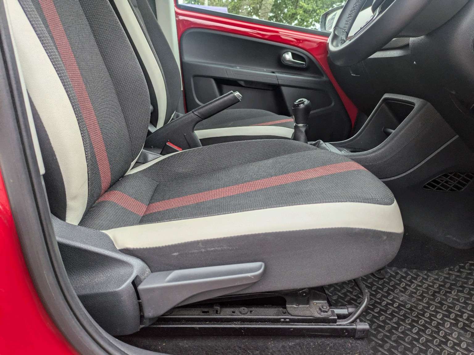 2017 VOLKSWAGEN UP! 2017 VOLKSWAGEN UP!