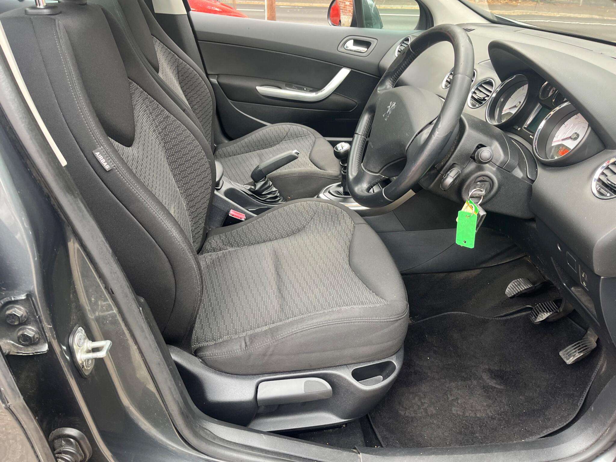 2010 PEUGEOT 308 SW 2010 PEUGEOT 308 SW