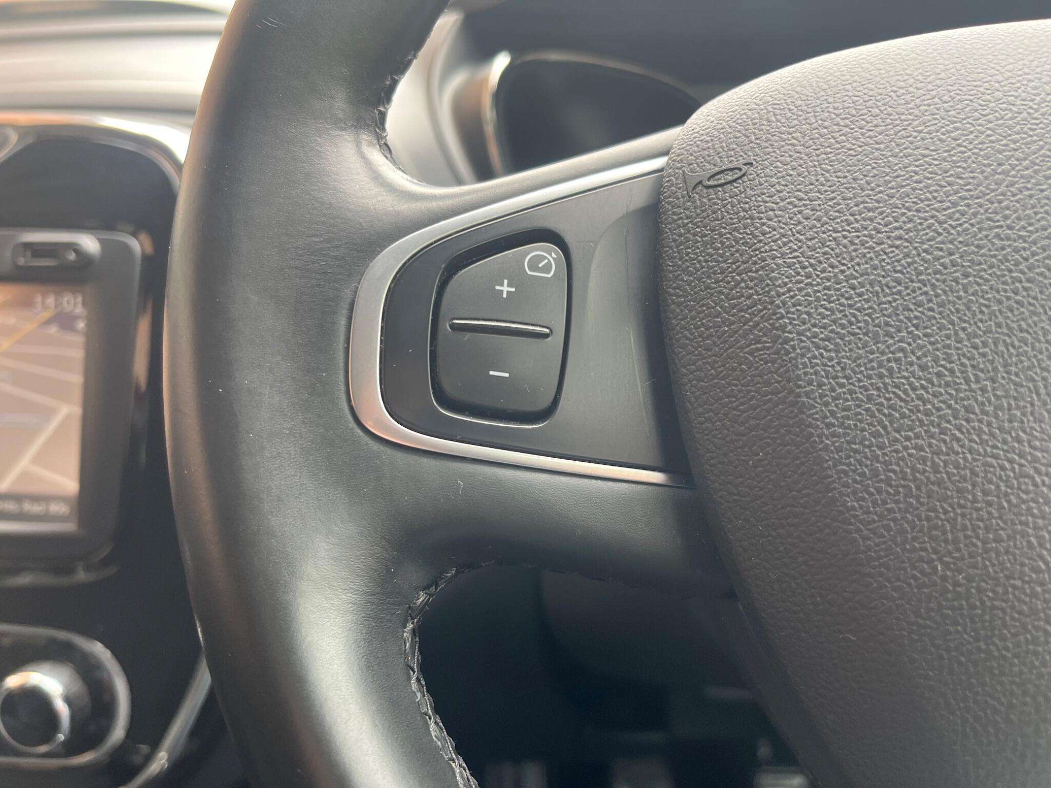 2017 RENAULT CAPTUR 2017 RENAULT CAPTUR
