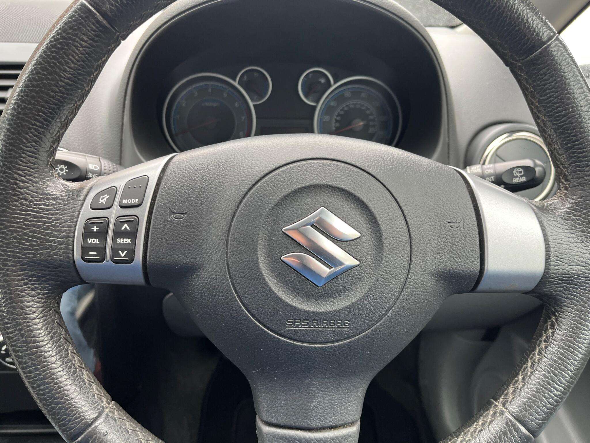 2010 SUZUKI SX4 2010 SUZUKI SX4