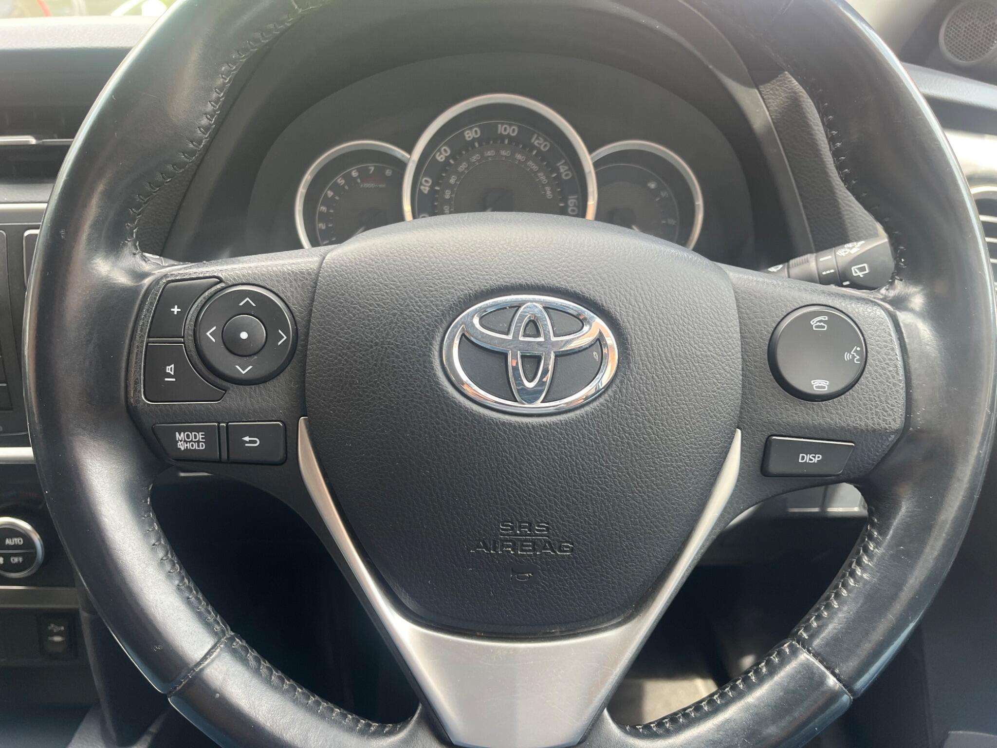 2014 TOYOTA AURIS 2014 TOYOTA AURIS