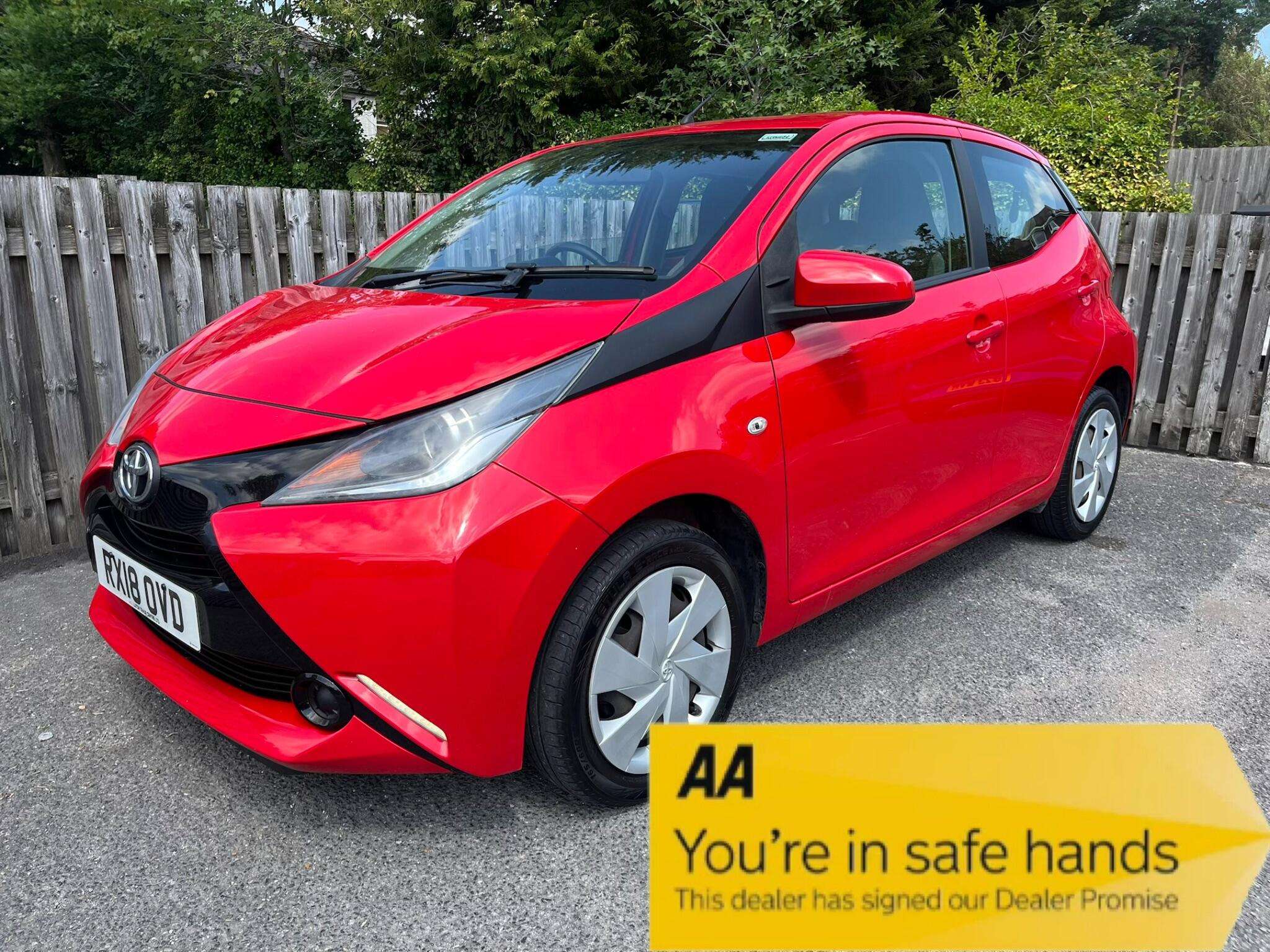 A 2018 TOYOTA AYGO 1.0 VVT-i x-play Euro 6 5dr A 2018 TOYOTA AYGO 1.0 VVT-i x-play Euro 6 5dr