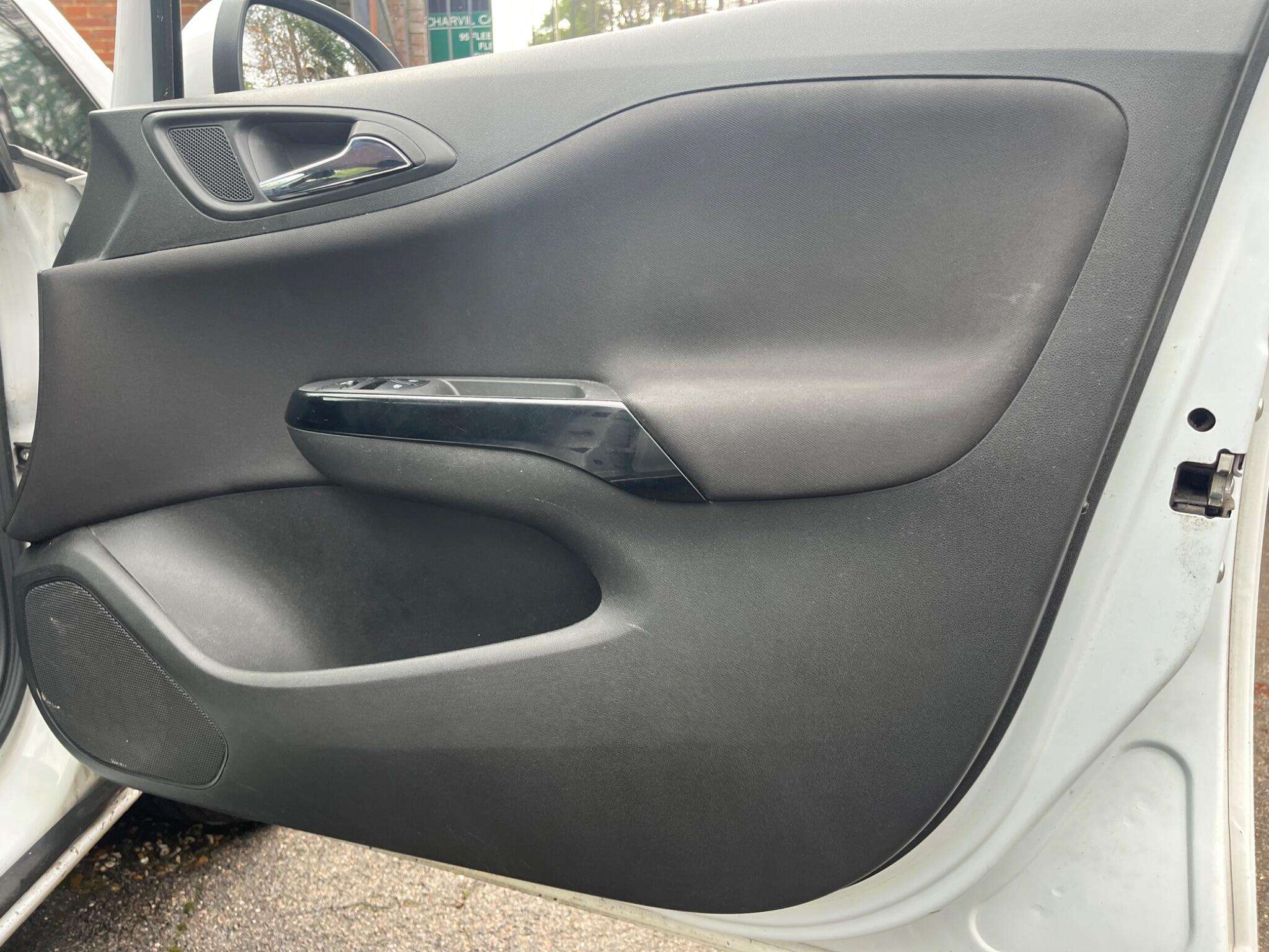 2015 VAUXHALL CORSA 2015 VAUXHALL CORSA