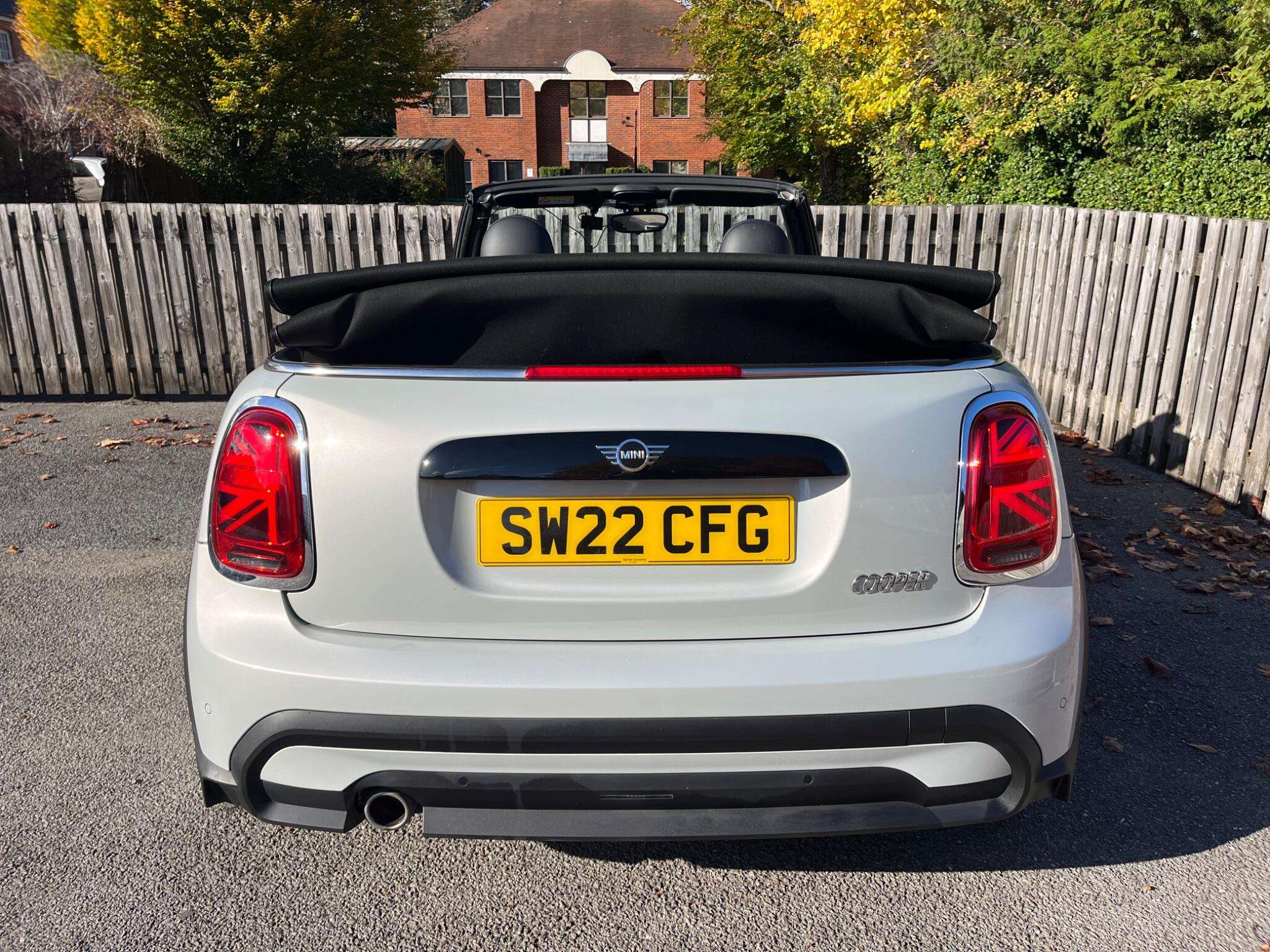 2022 MINI CONVERTIBLE 2022 MINI CONVERTIBLE