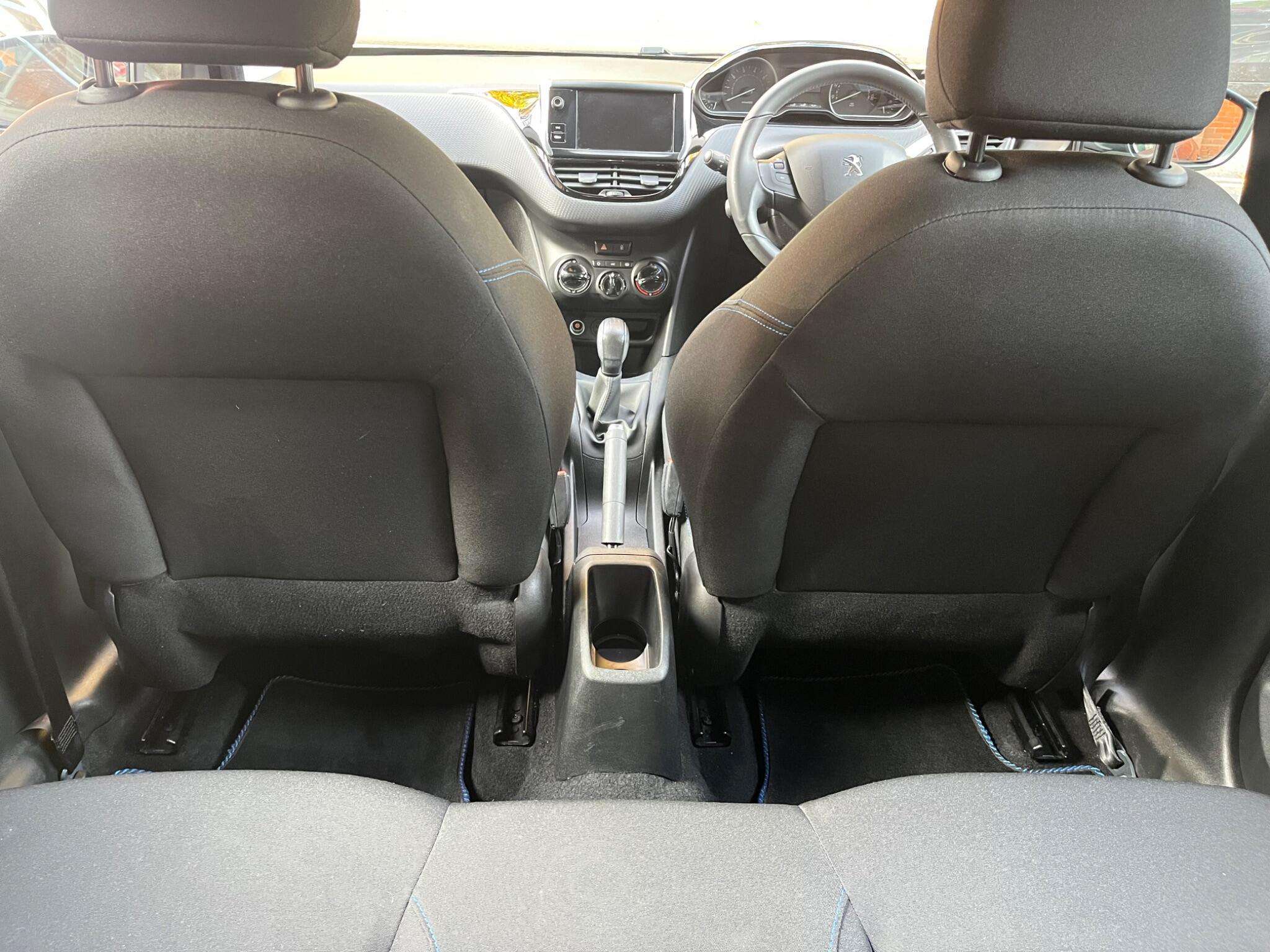 2018 PEUGEOT 208 2018 PEUGEOT 208