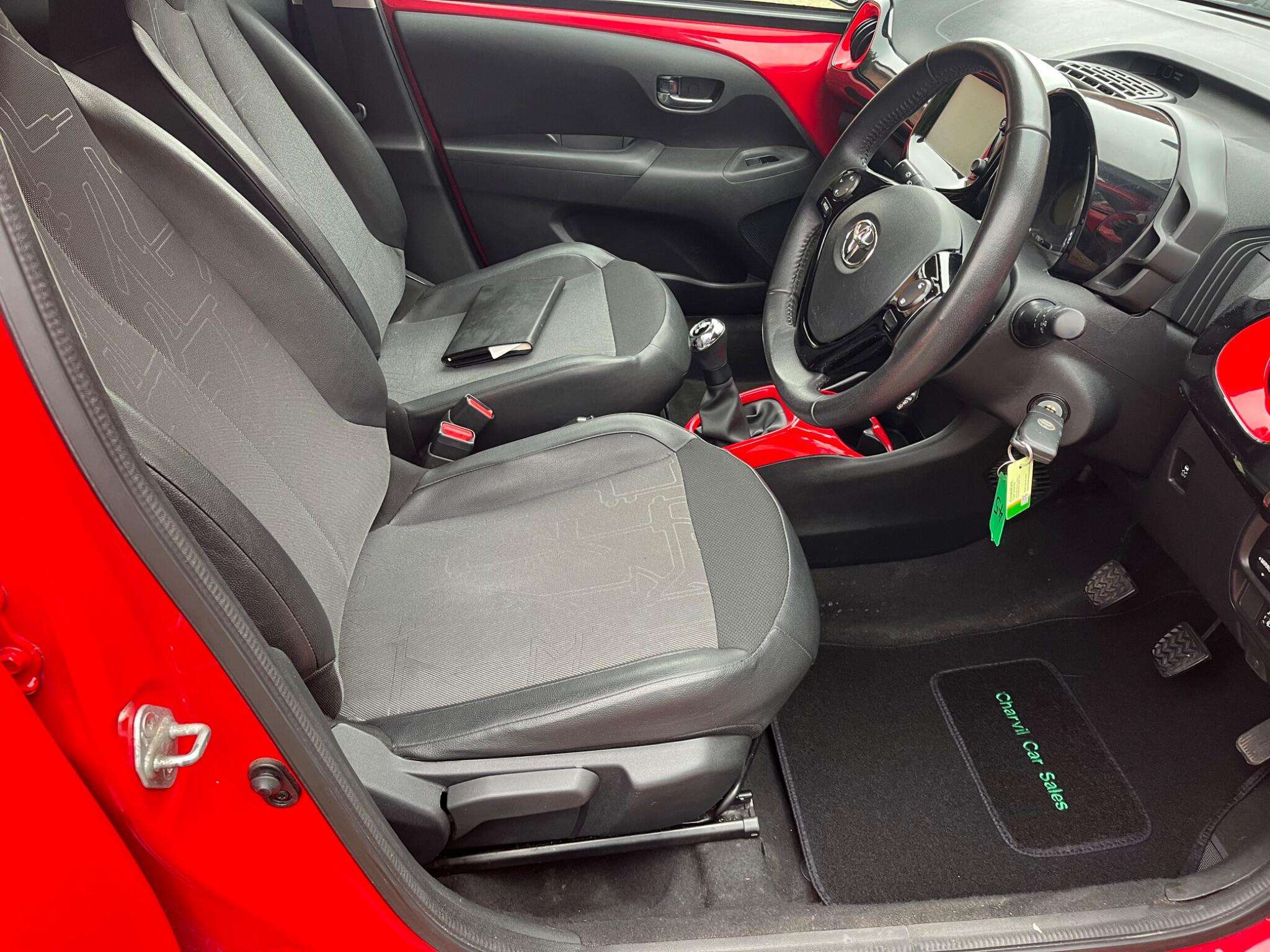 2015 TOYOTA AYGO 2015 TOYOTA AYGO