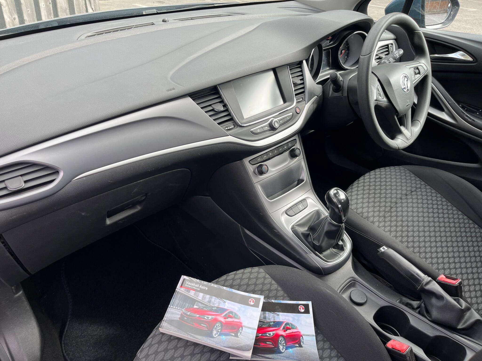2017 VAUXHALL ASTRA 2017 VAUXHALL ASTRA