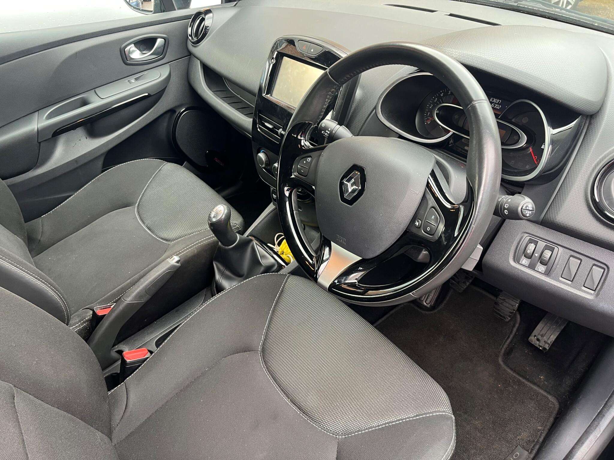 2016 RENAULT CLIO 2016 RENAULT CLIO