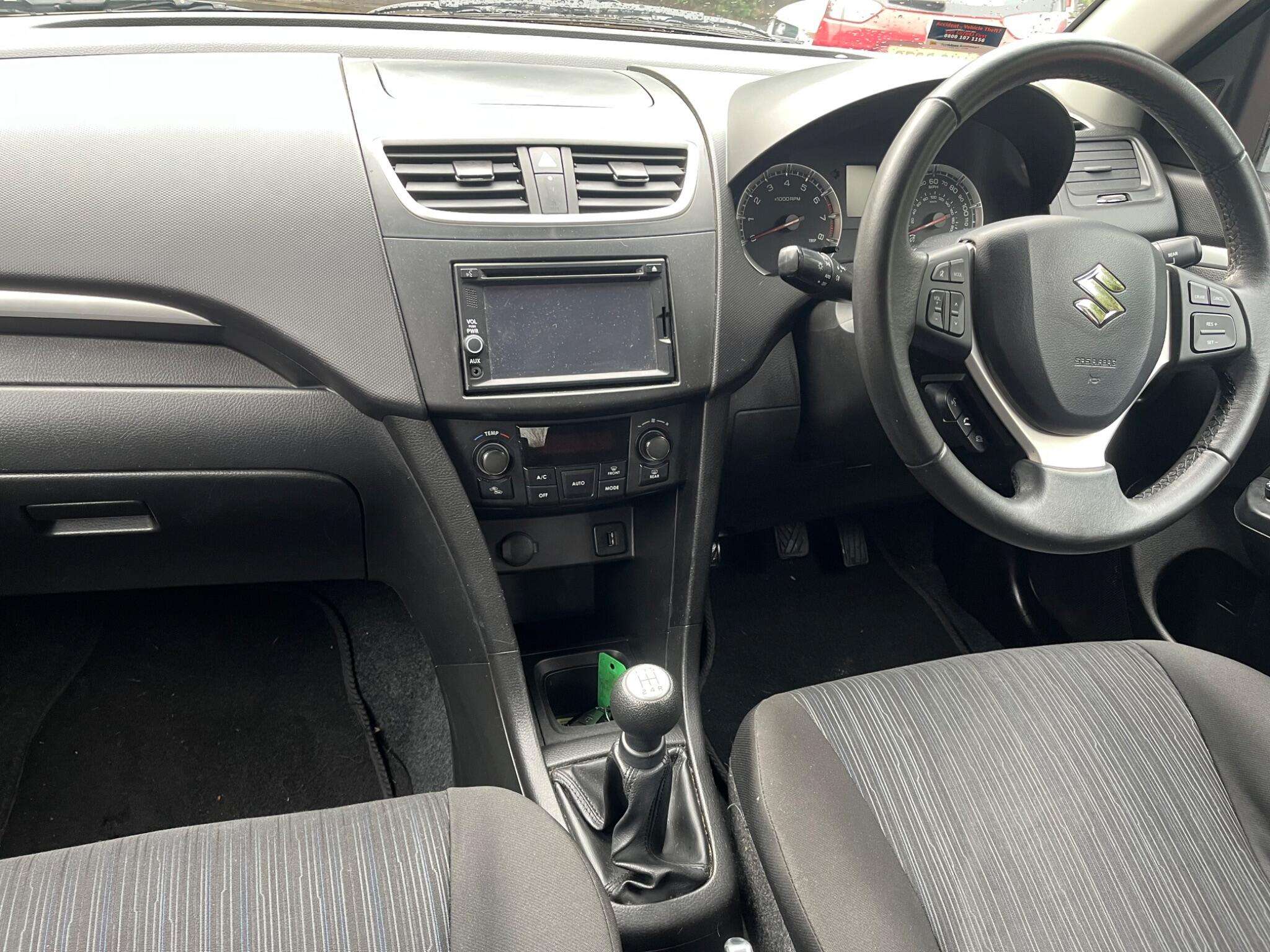 2015 SUZUKI SWIFT 2015 SUZUKI SWIFT