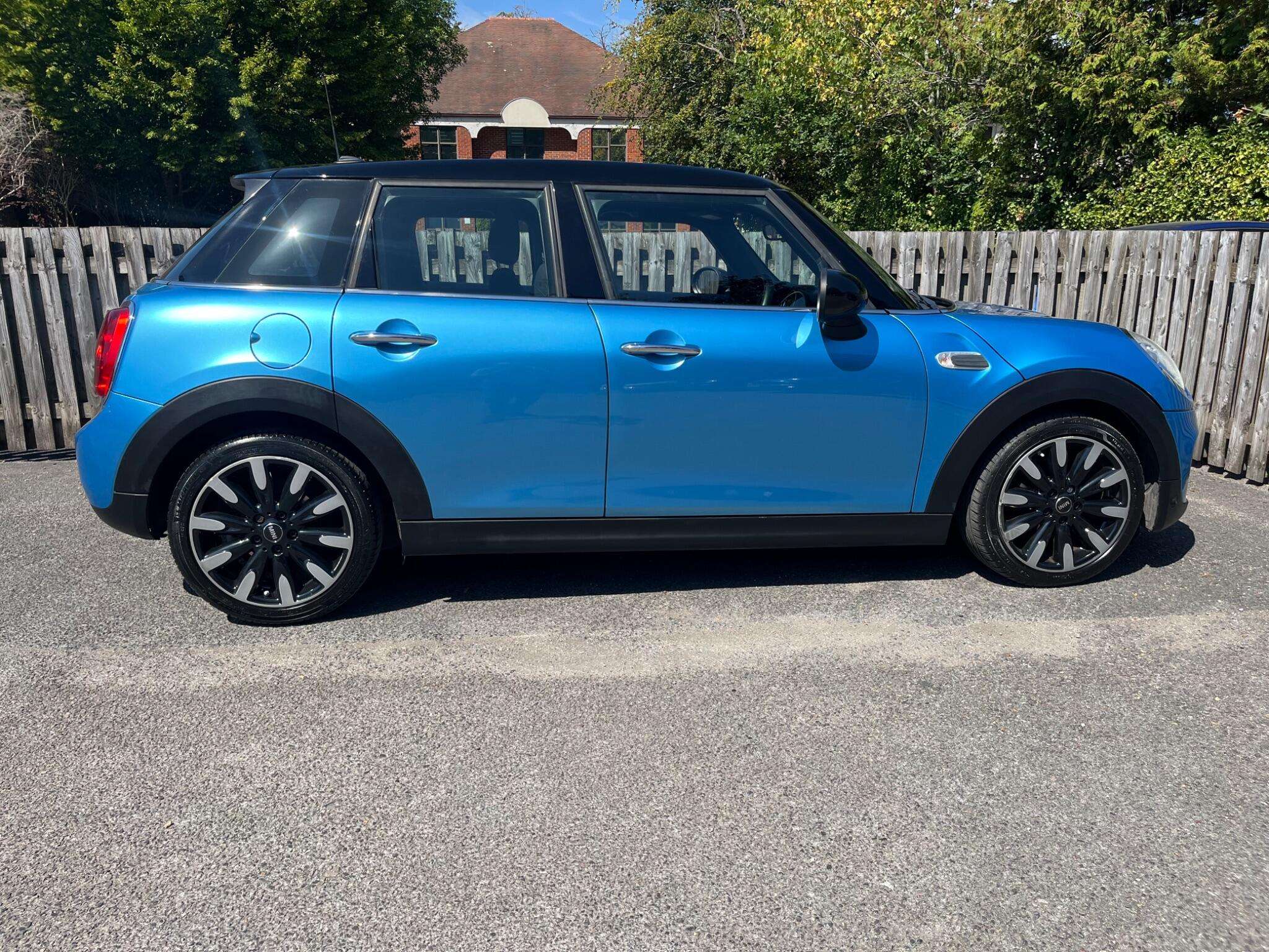 2017 MINI HATCH 2017 MINI HATCH
