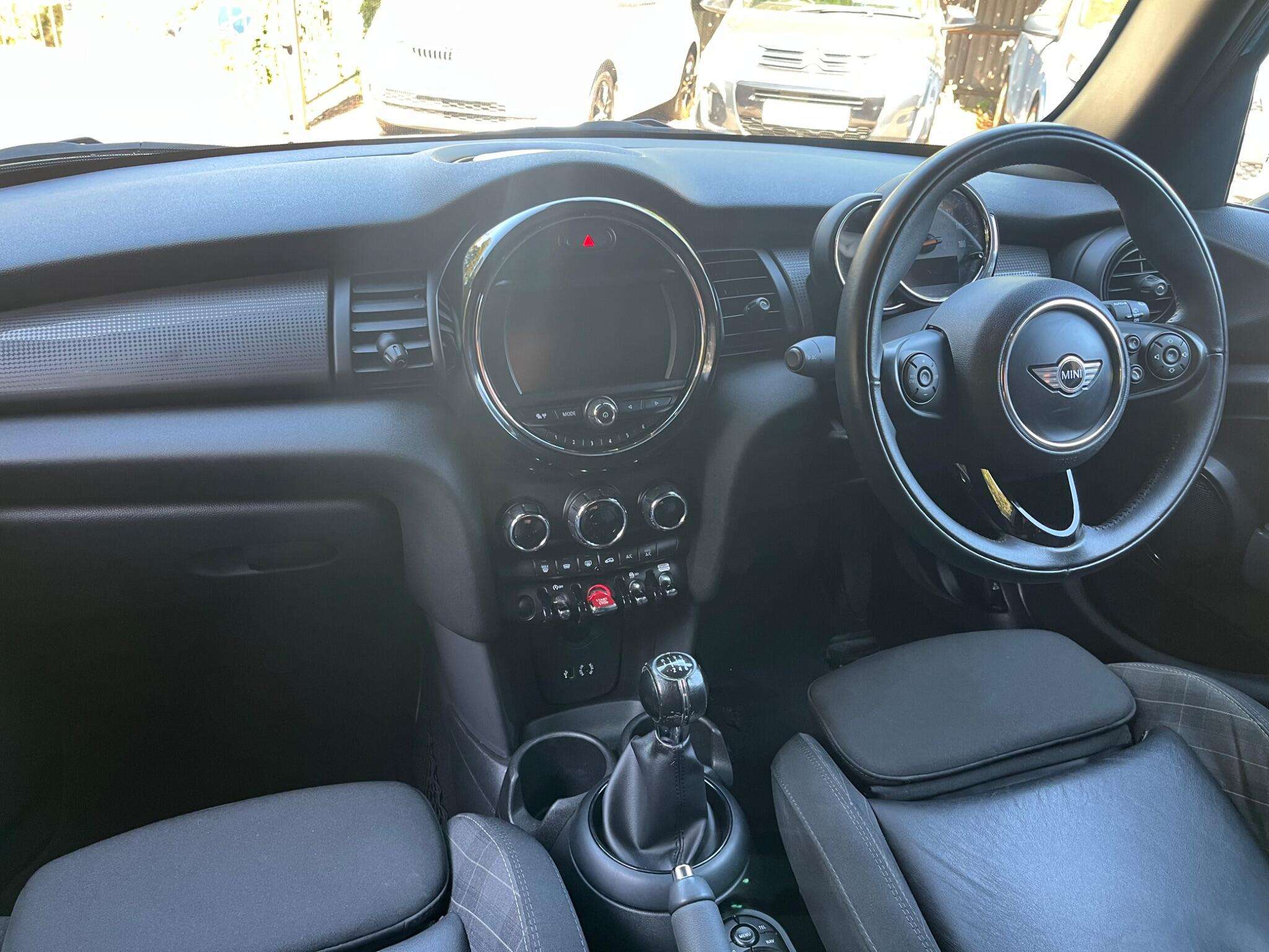 2017 MINI HATCH 2017 MINI HATCH