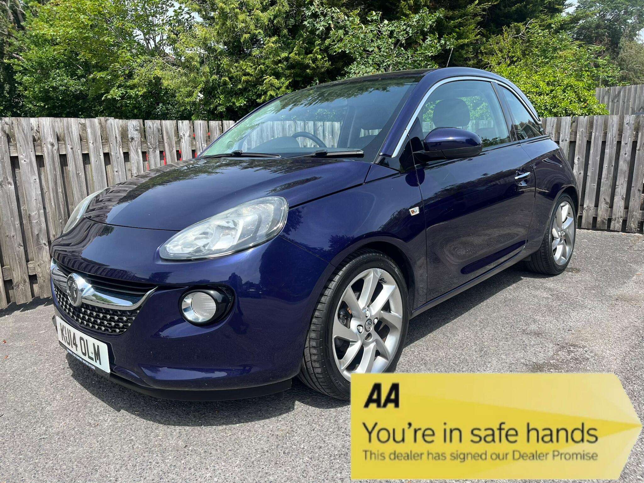 A 2014 VAUXHALL ADAM 1.2 ecoFLEX 16v JAM Euro 5 (s/s) 3dr A 2014 VAUXHALL ADAM 1.2 ecoFLEX 16v JAM Euro 5 (s/s) 3dr