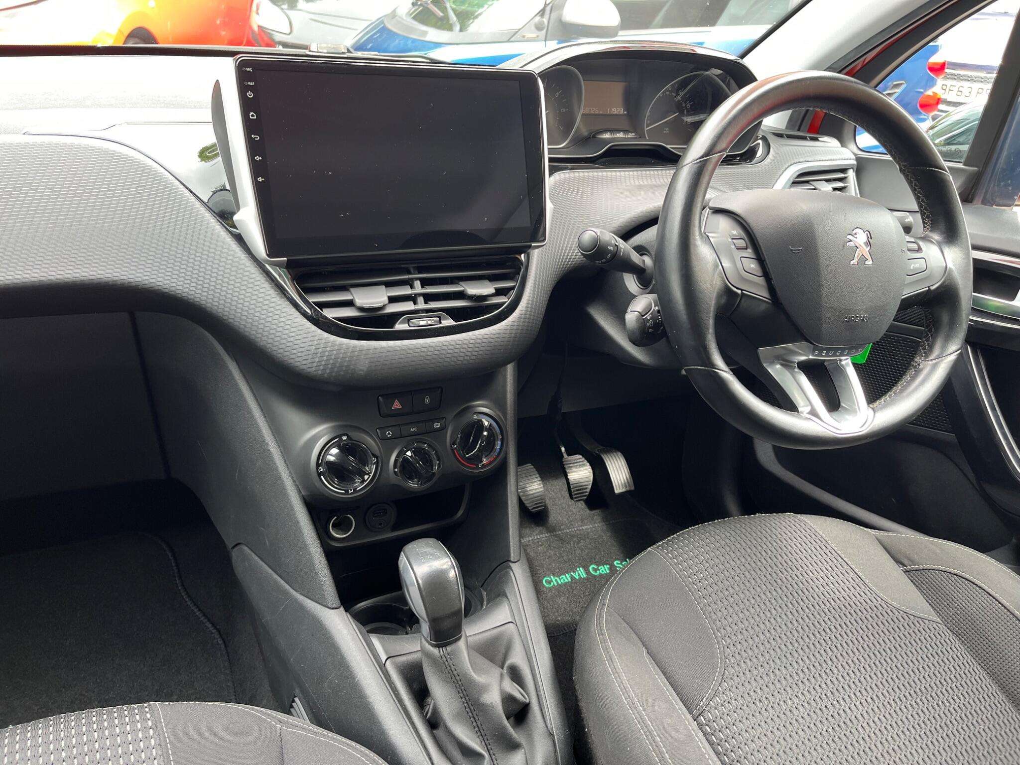 2017 PEUGEOT 208 2017 PEUGEOT 208