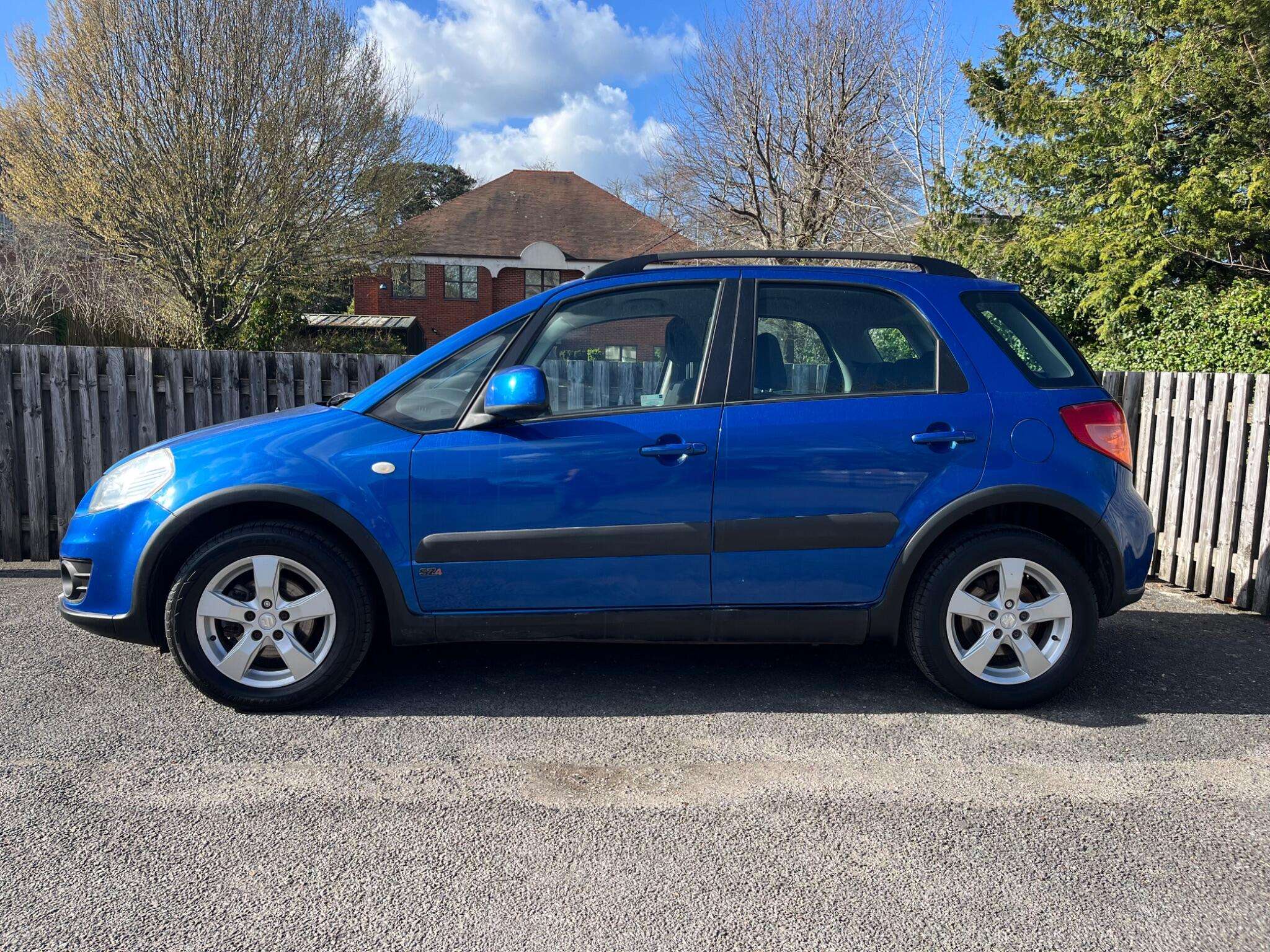 A 2010 SUZUKI SX4 1.6 SZ4 Euro 5 5dr A 2010 SUZUKI SX4 1.6 SZ4 Euro 5 5dr