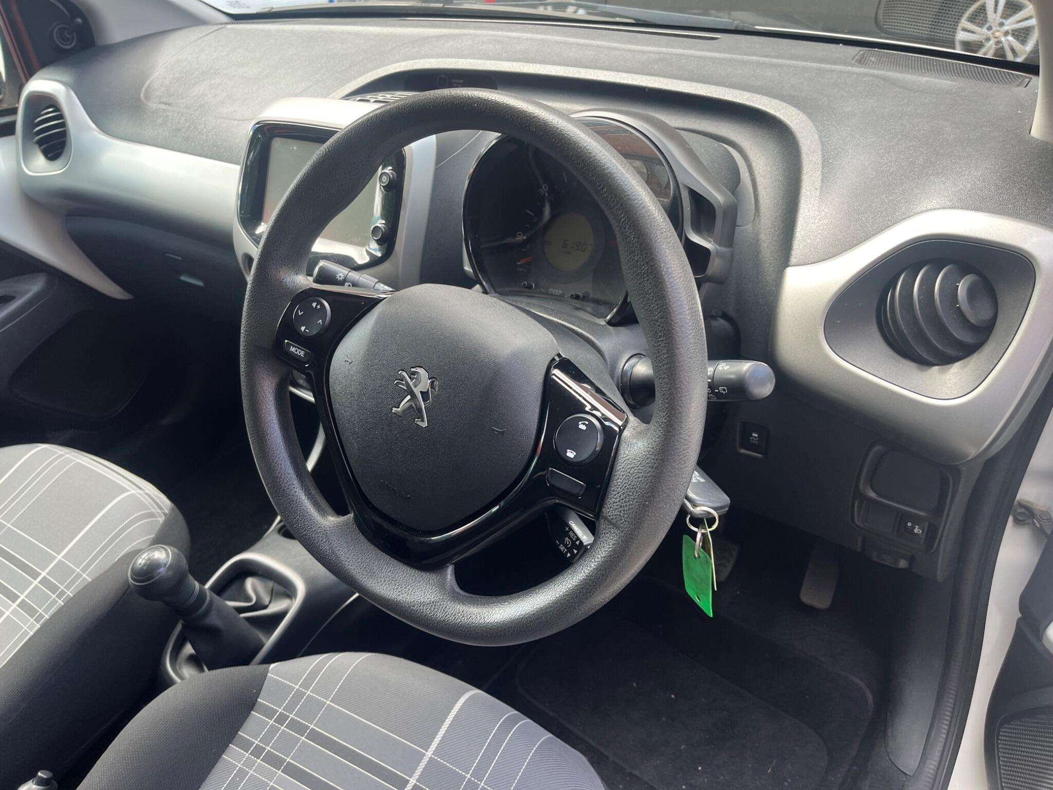 2016 PEUGEOT 108 2016 PEUGEOT 108