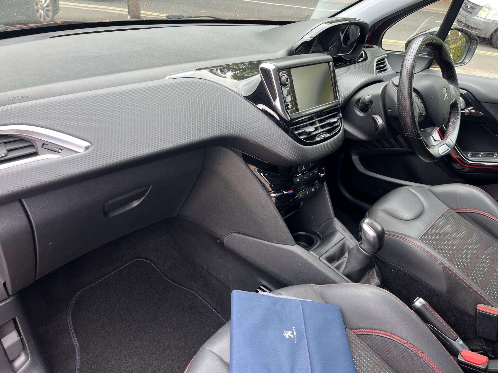2016 PEUGEOT 208 2016 PEUGEOT 208