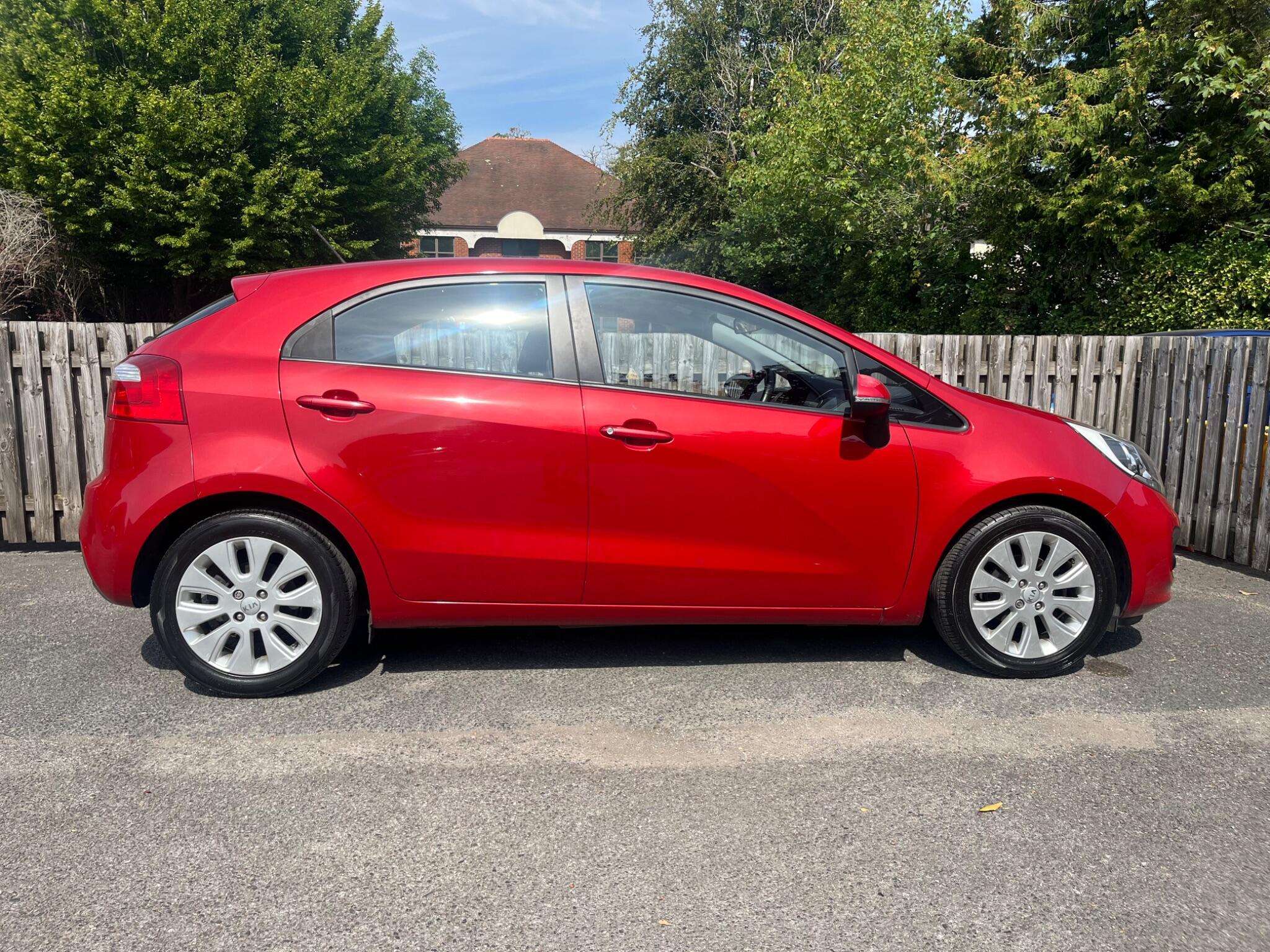 2014 KIA RIO 2014 KIA RIO