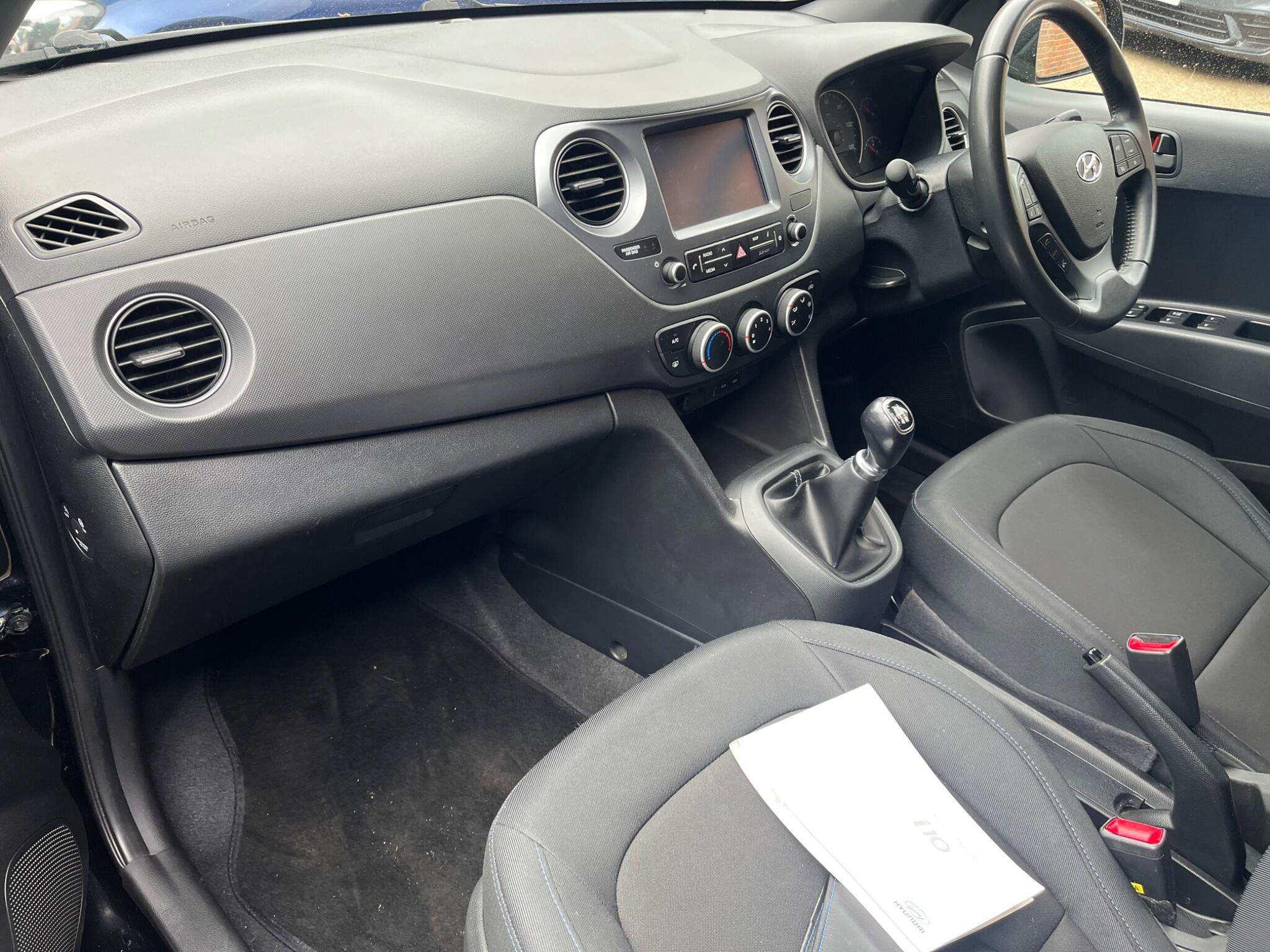 2018 HYUNDAI I10 2018 HYUNDAI I10