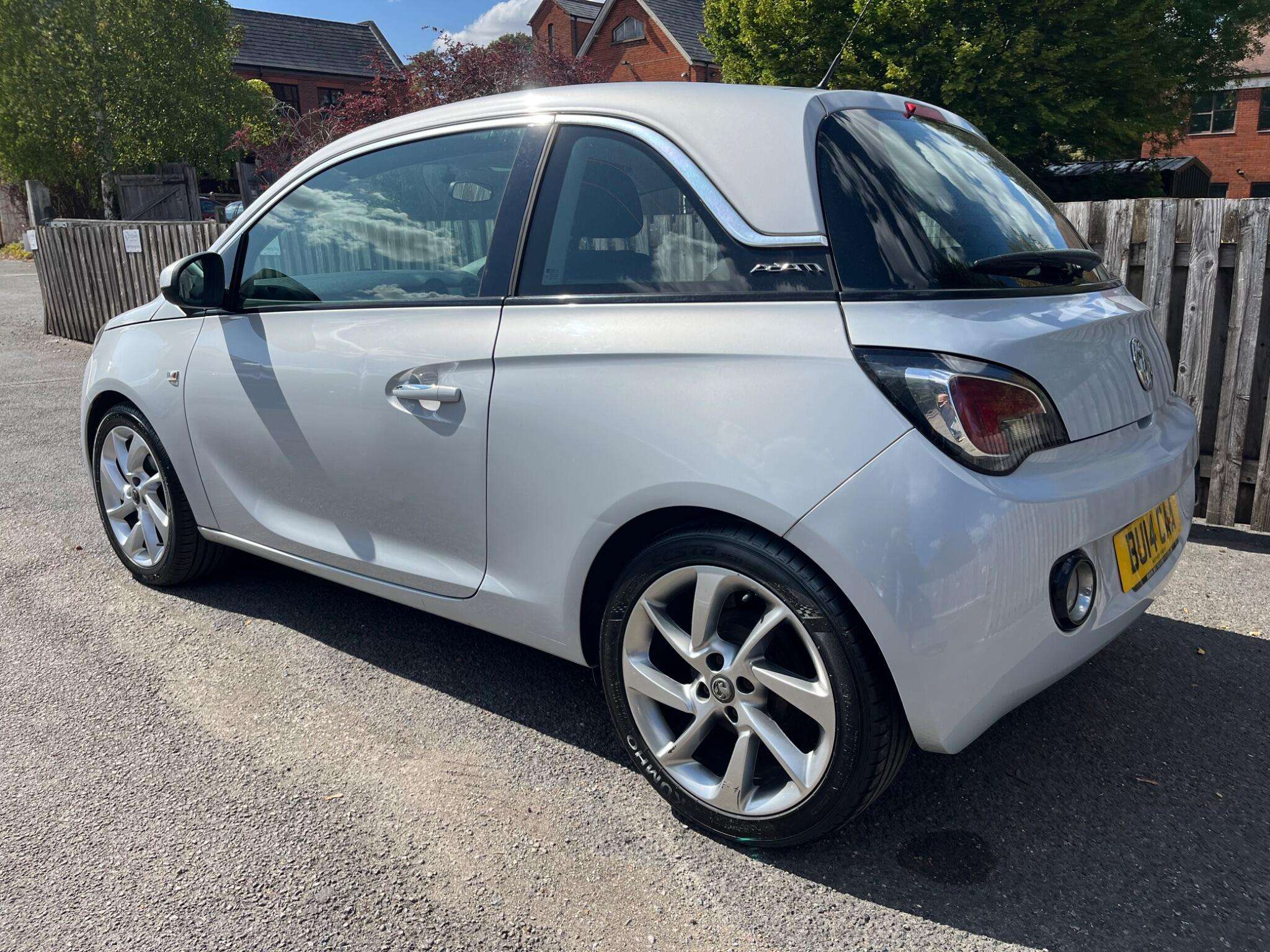 A 2014 VAUXHALL ADAM 1.2 16v JAM Euro 5 3dr A 2014 VAUXHALL ADAM 1.2 16v JAM Euro 5 3dr